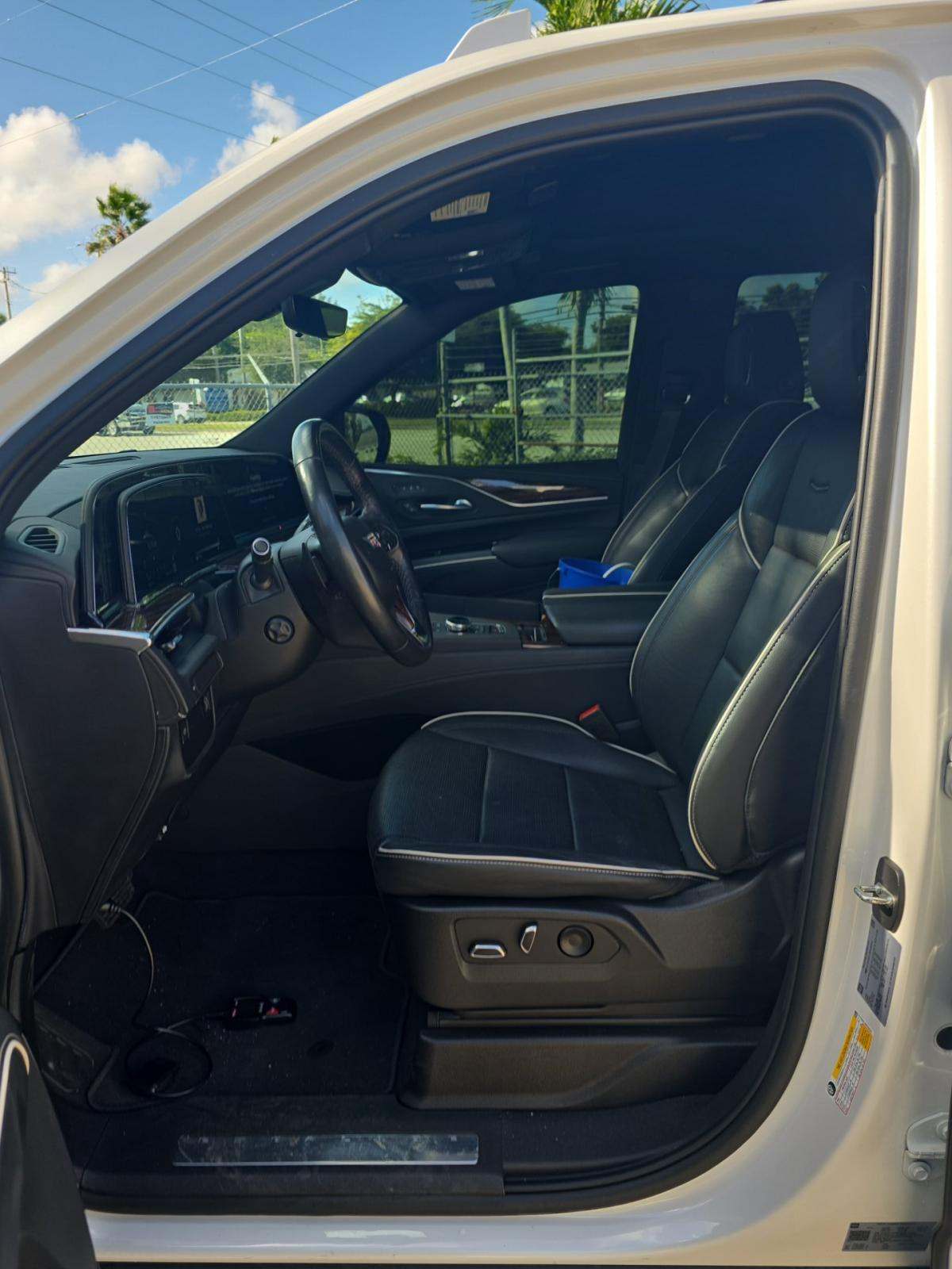 2022 Cadillac Escalade Premium Luxury RWD