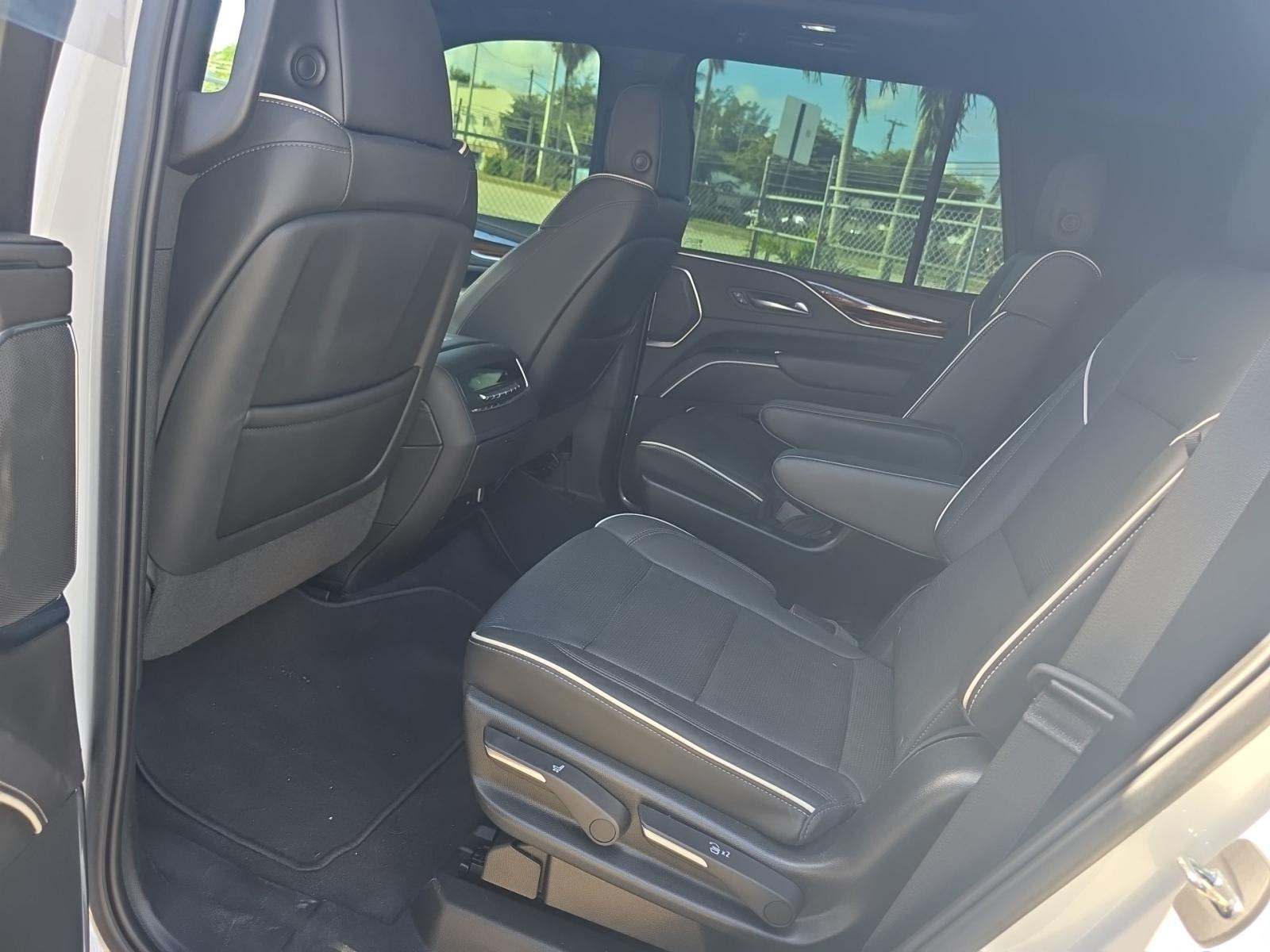 2022 Cadillac Escalade Premium Luxury RWD