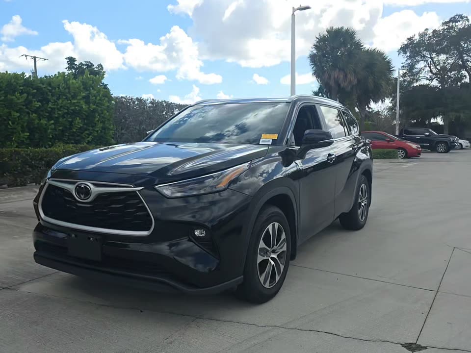 2024 Toyota Highlander XLE AWD