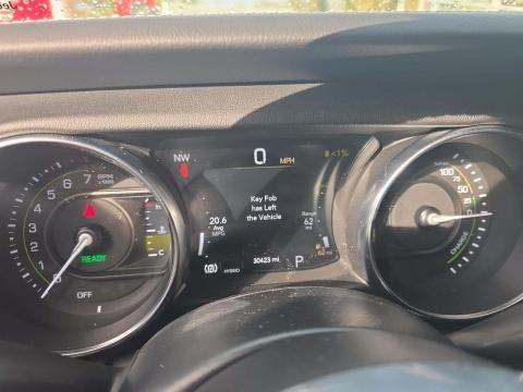 JEEP UNLIMITED 4XE SAHARA - 5