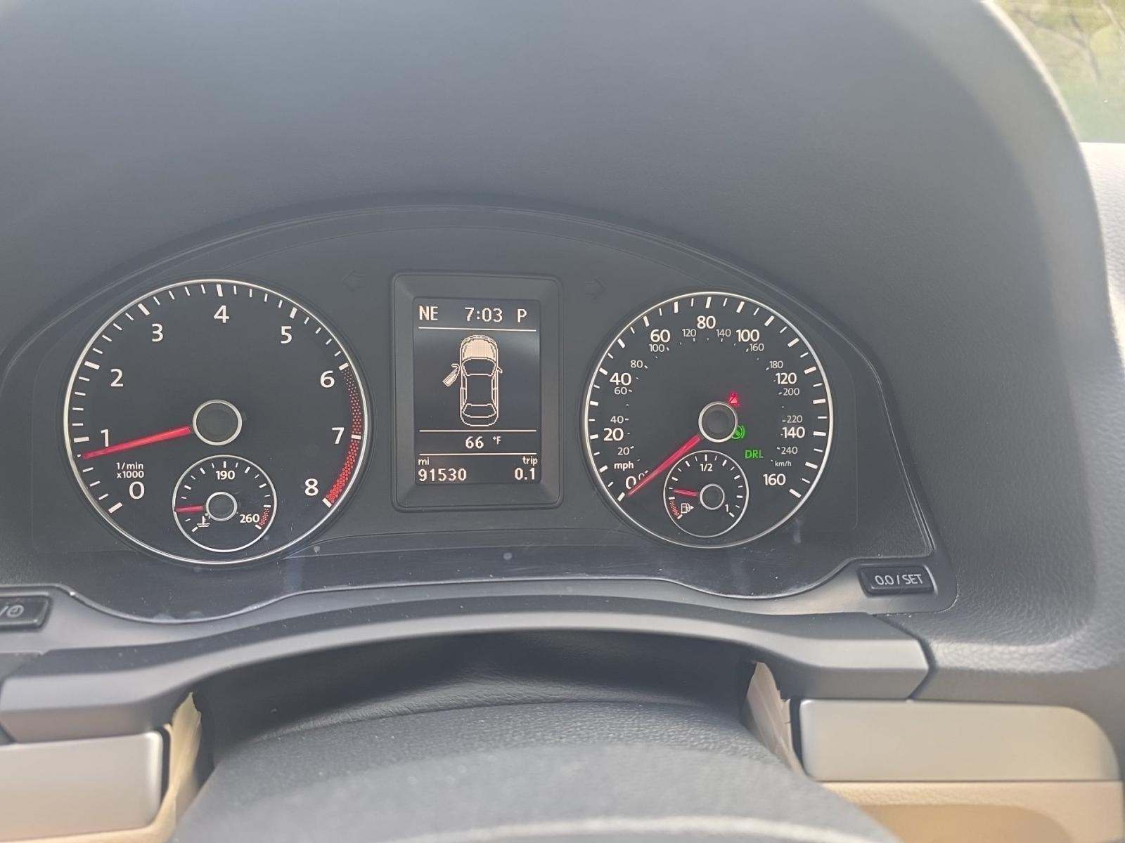 2016 Volkswagen Eos 2.0T Komfort FWD