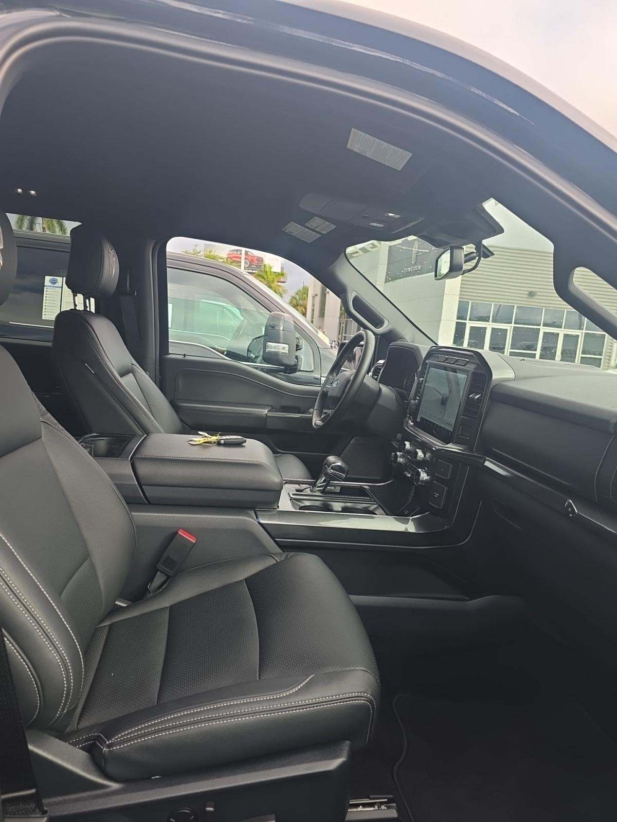 2023 Ford F-150 XLT AWD