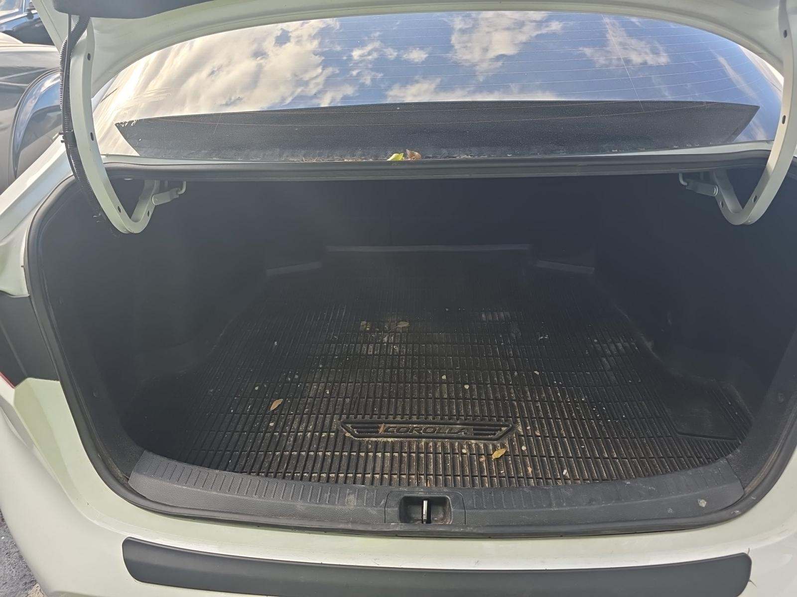 2024 Toyota Corolla SE FWD