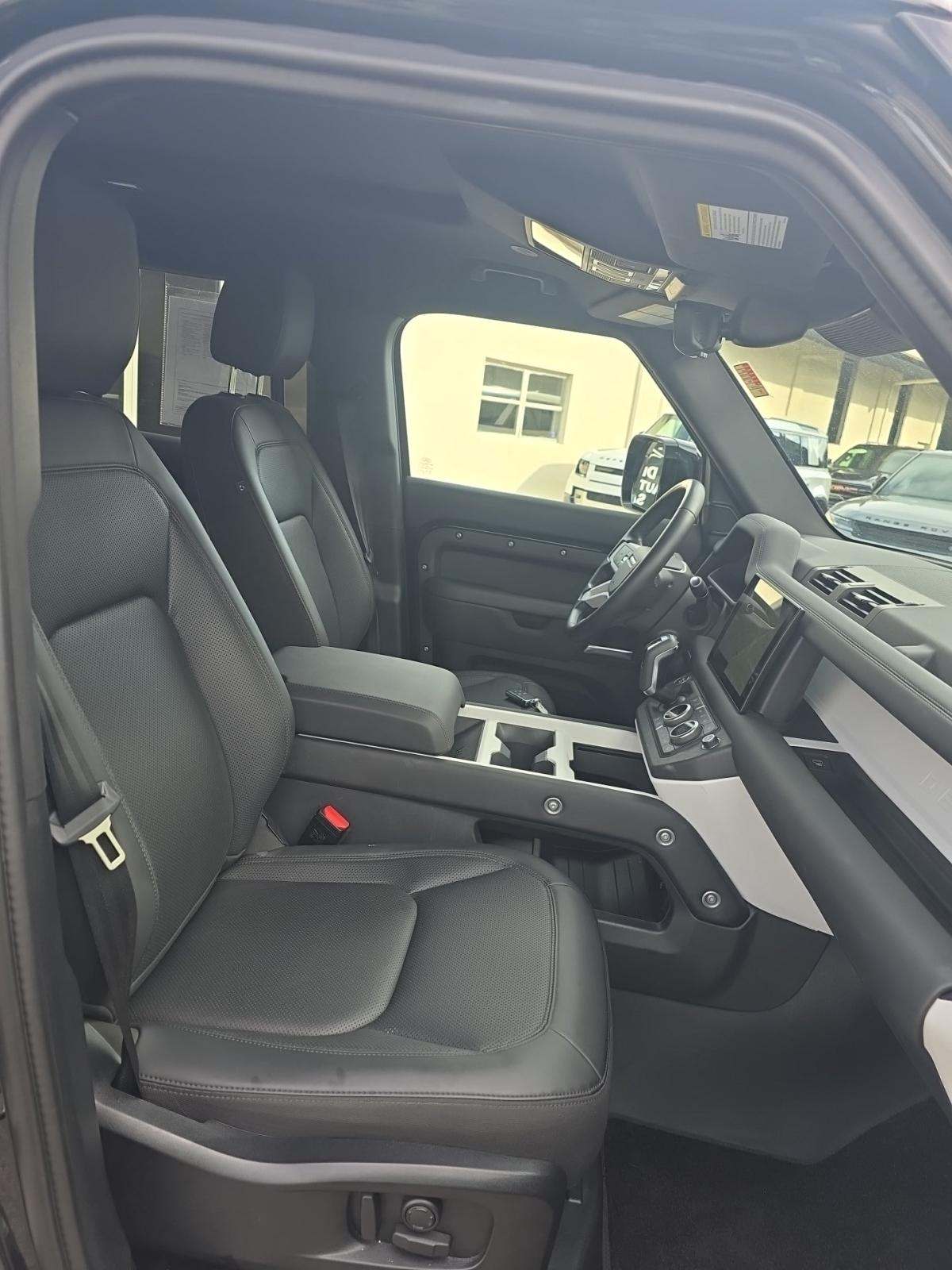 2025 Land Rover Defender 110 S AWD