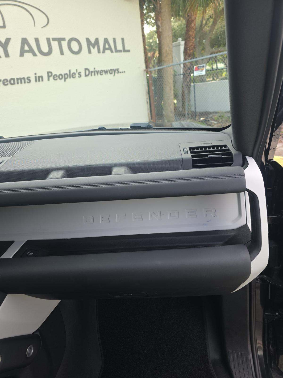 2025 Land Rover Defender 110 S AWD