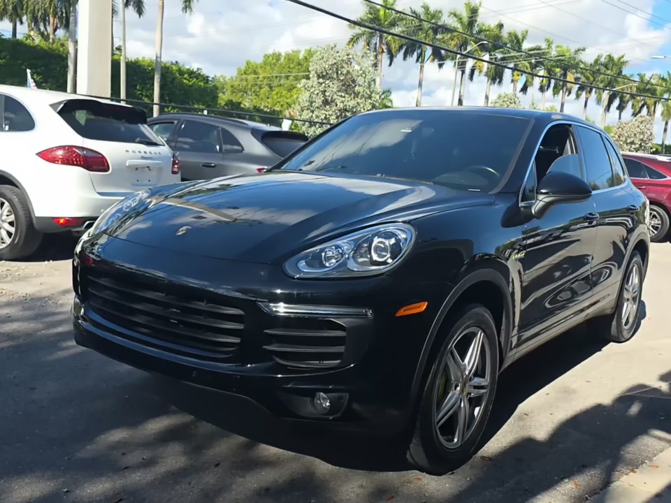 2016 Porsche Cayenne S E-Hybrid