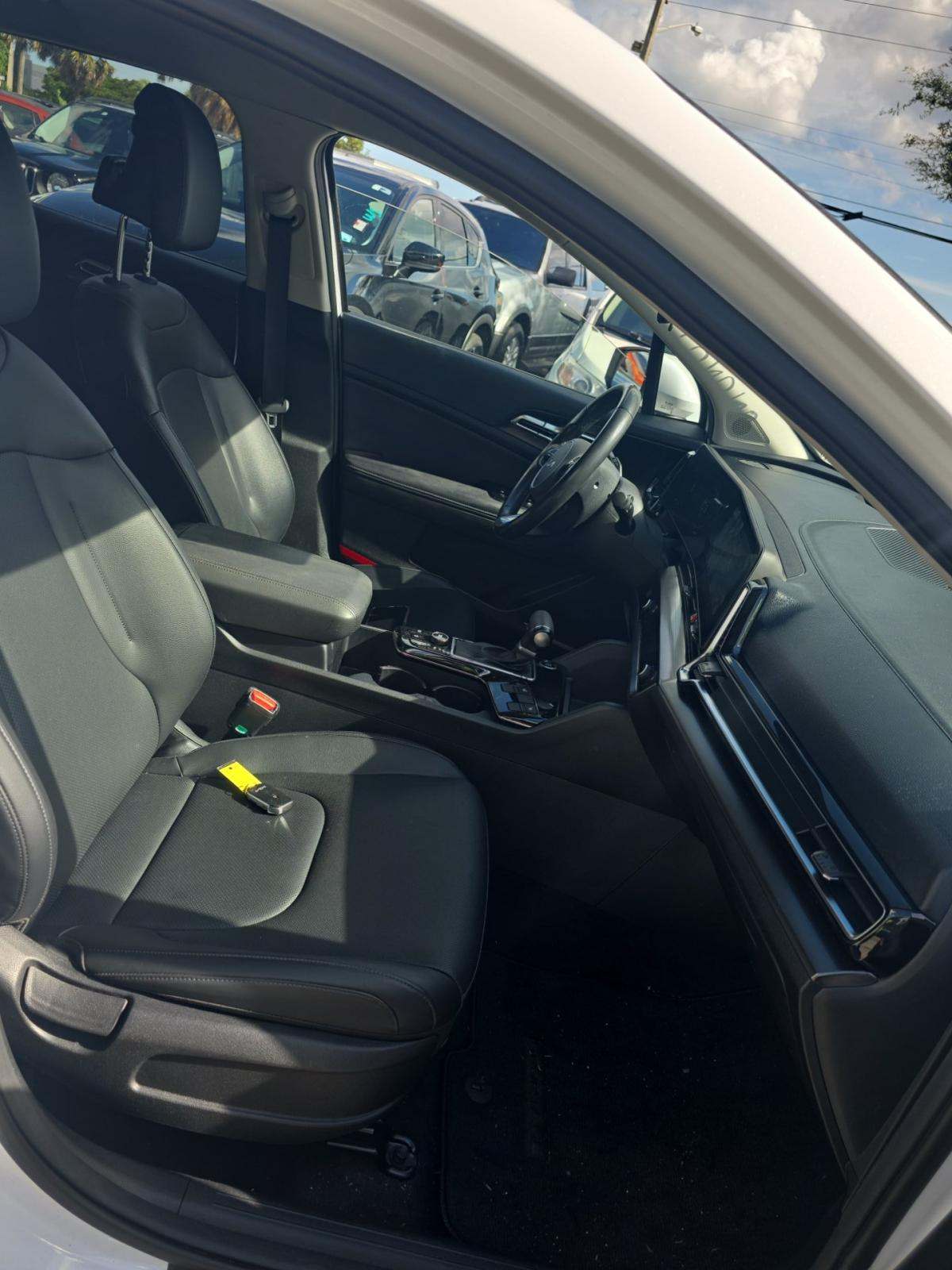 2023 Kia Sportage EX FWD