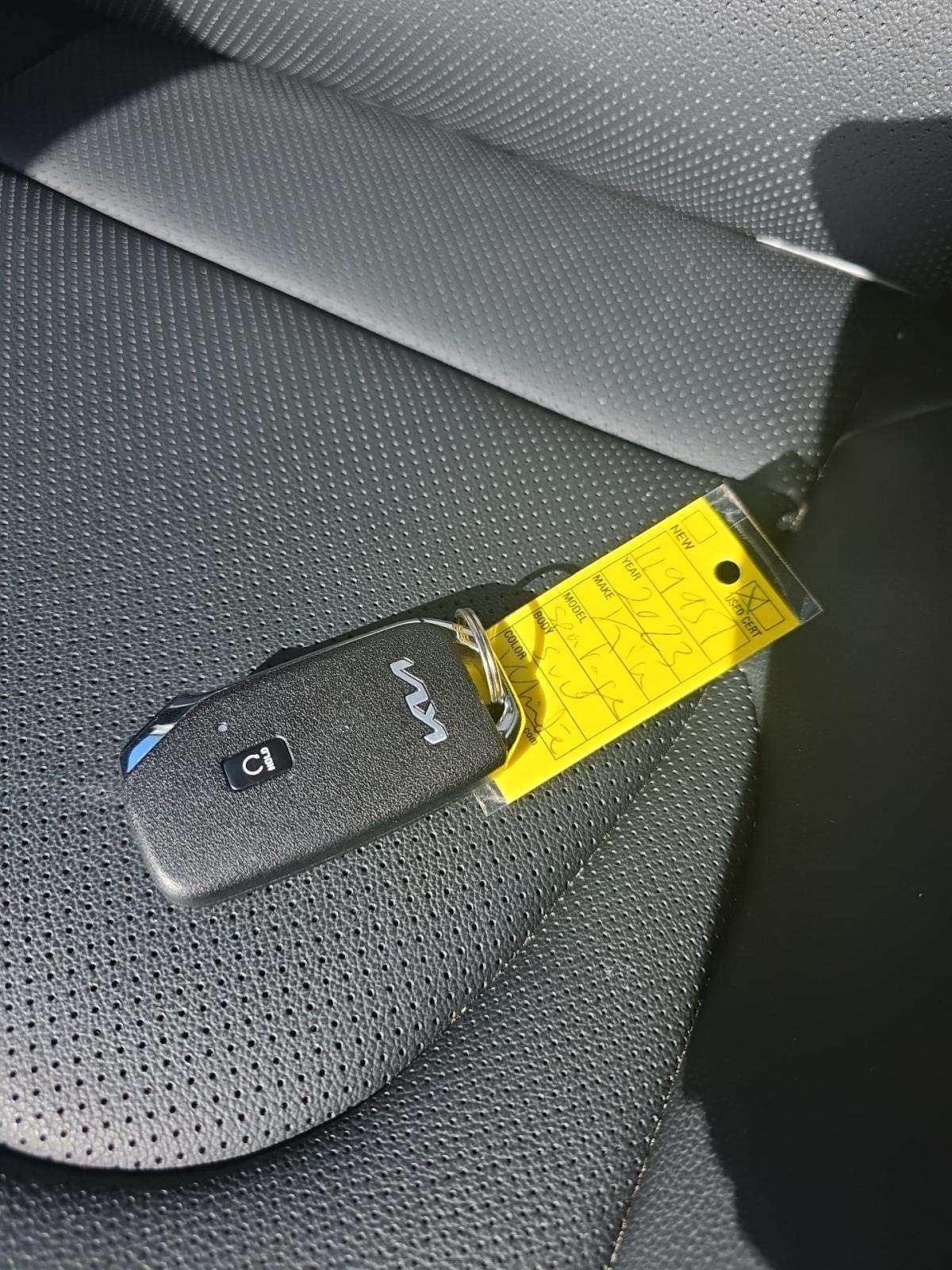 2023 Kia Sportage EX FWD