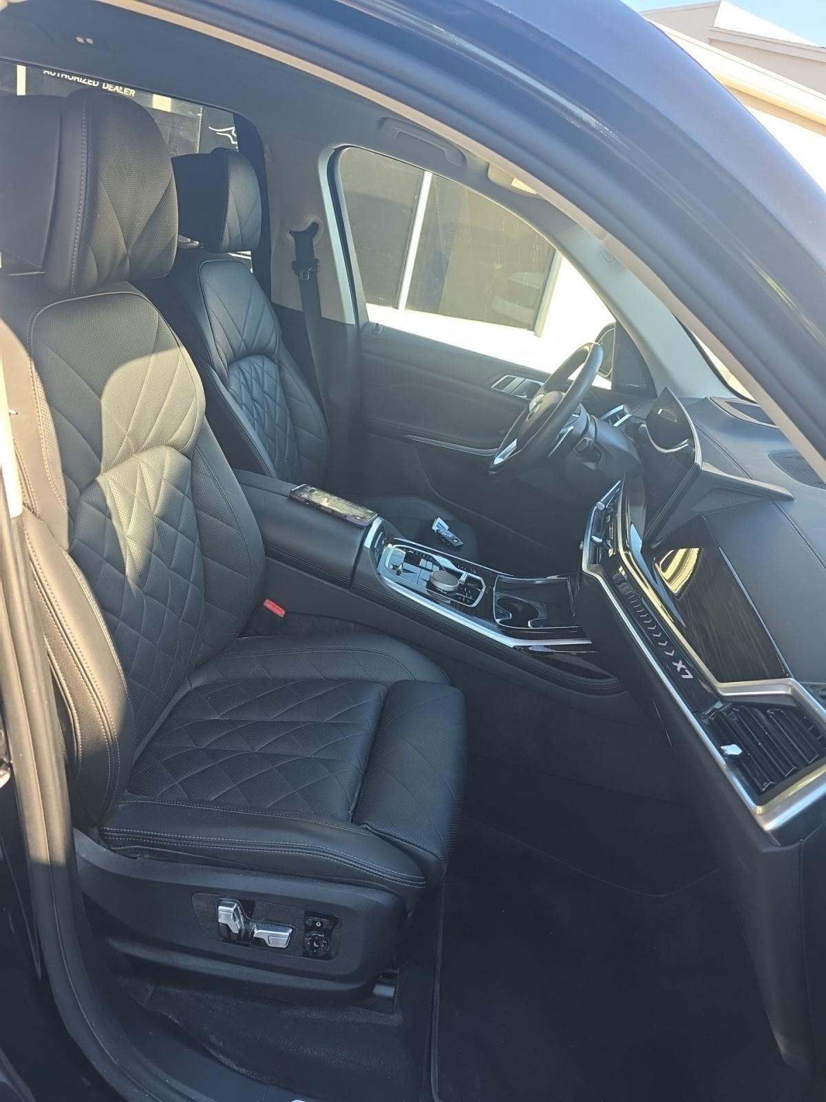 2024 BMW X7 xDrive40i AWD