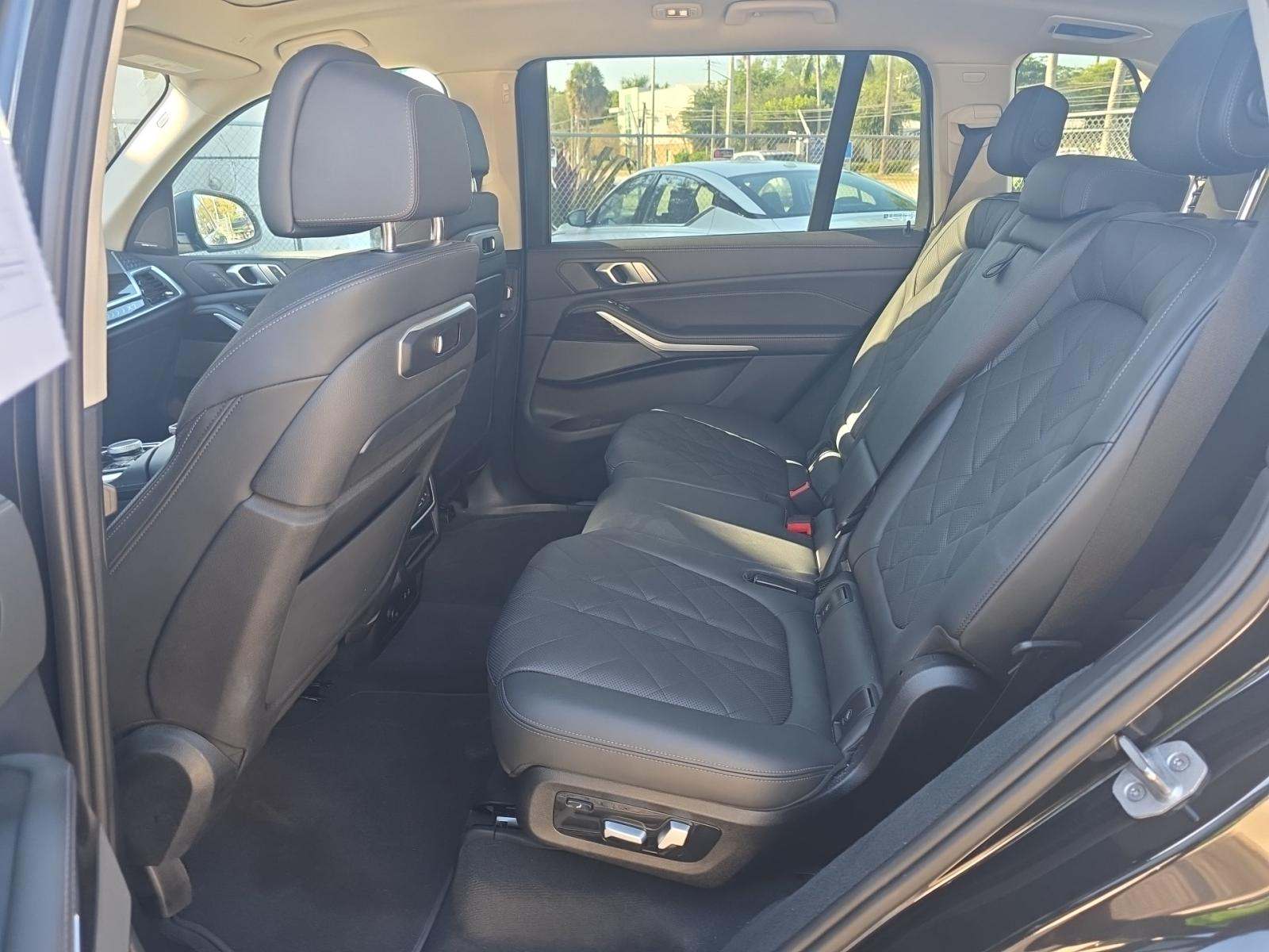 2024 BMW X7 xDrive40i AWD