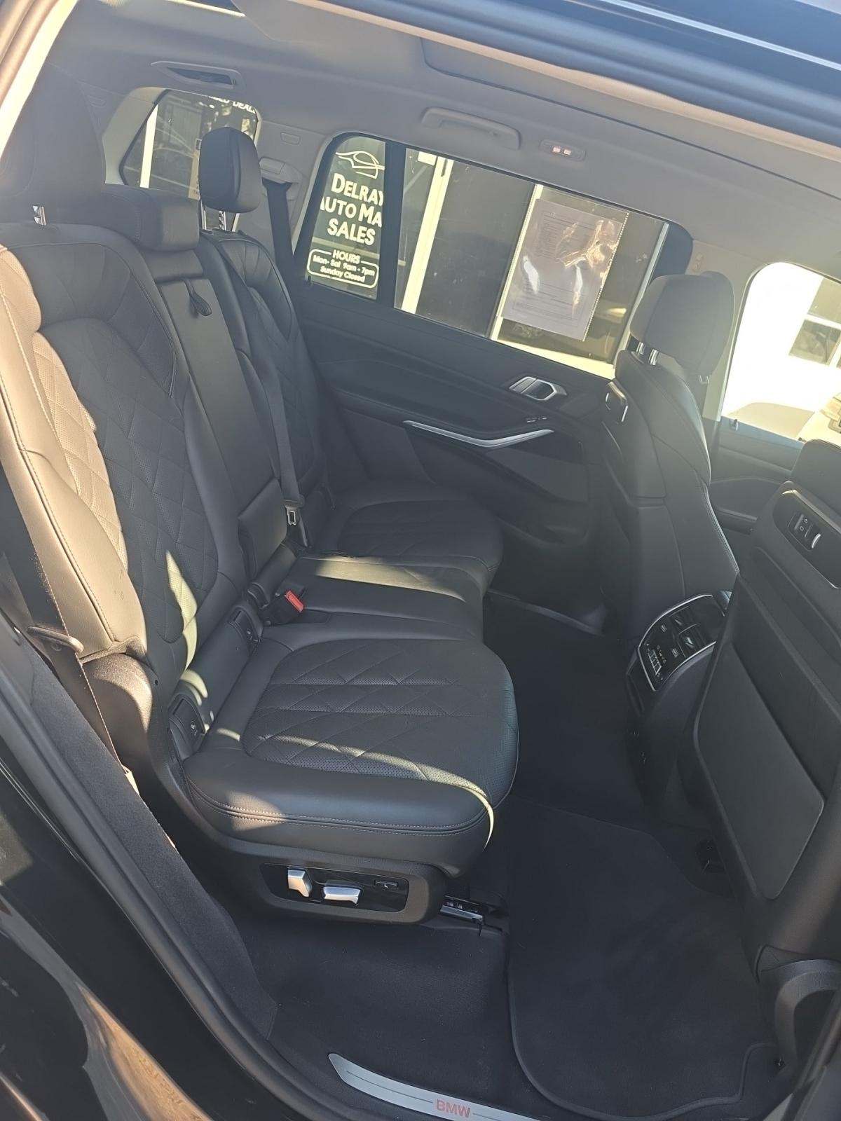 2024 BMW X7 xDrive40i AWD