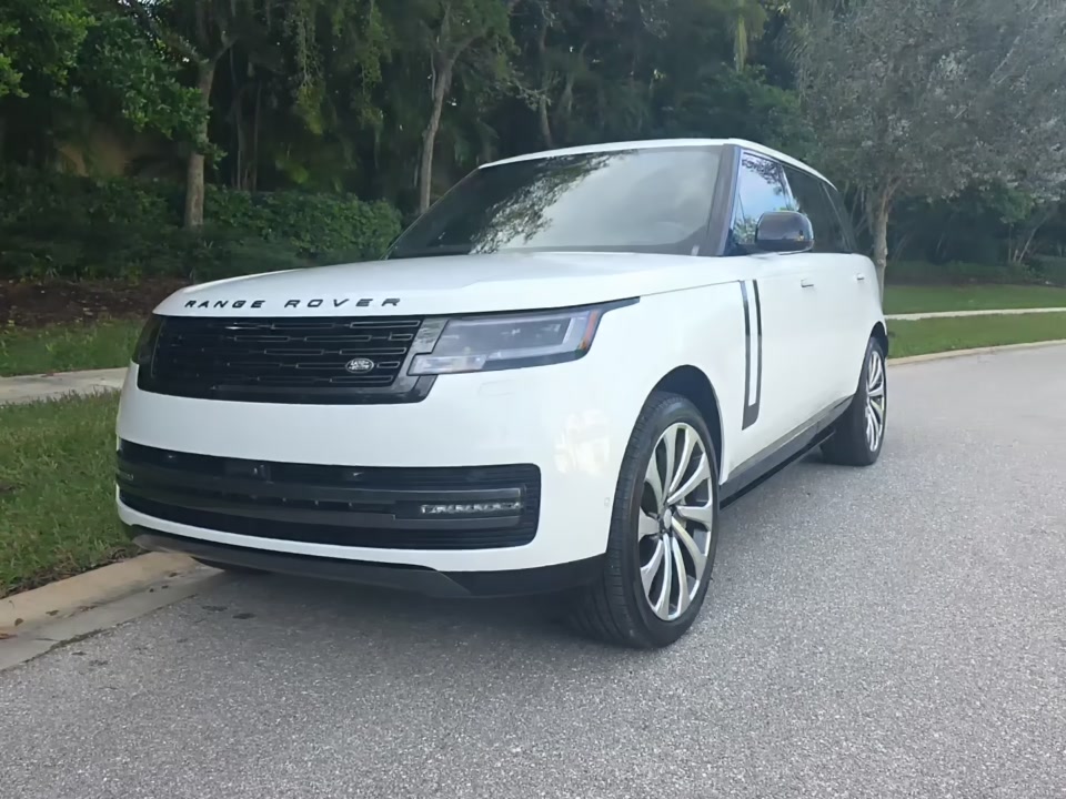 2025 Land Rover Range Rover SE LWB AWD