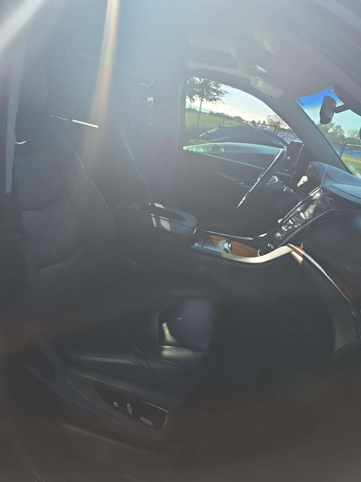 2016 Cadillac Escalade Luxury RWD