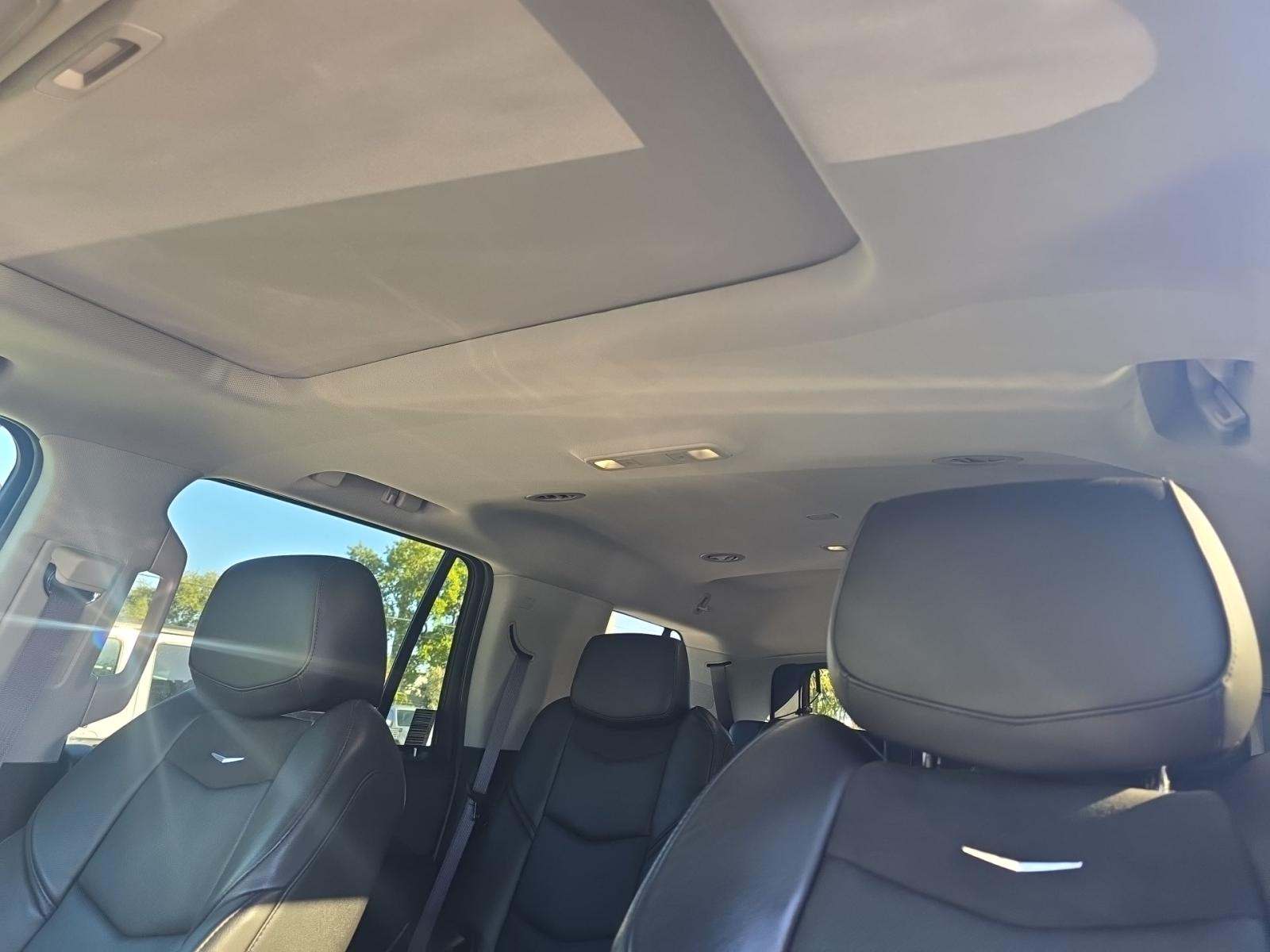 2016 Cadillac Escalade Luxury RWD