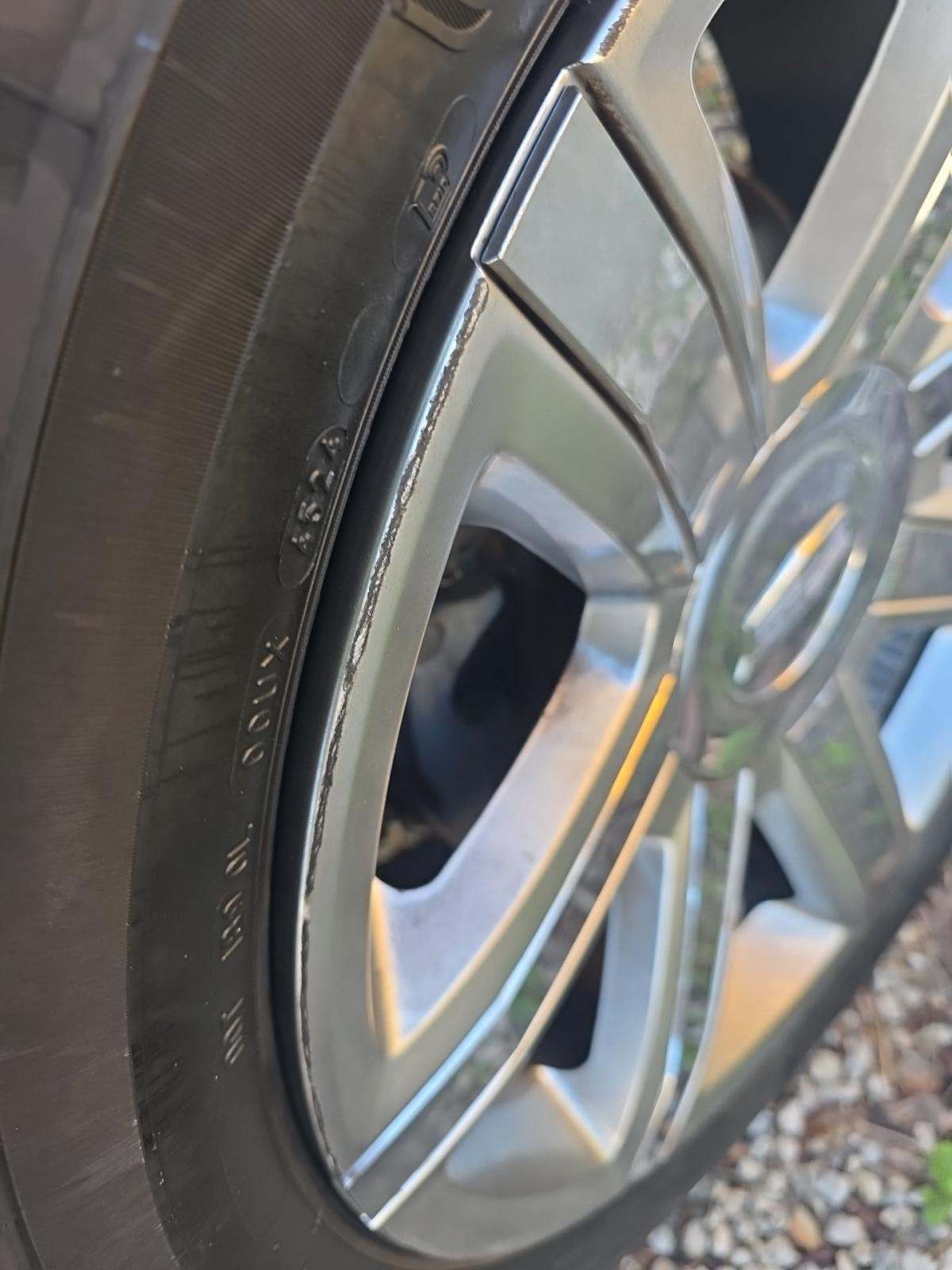 2016 Cadillac Escalade Luxury RWD