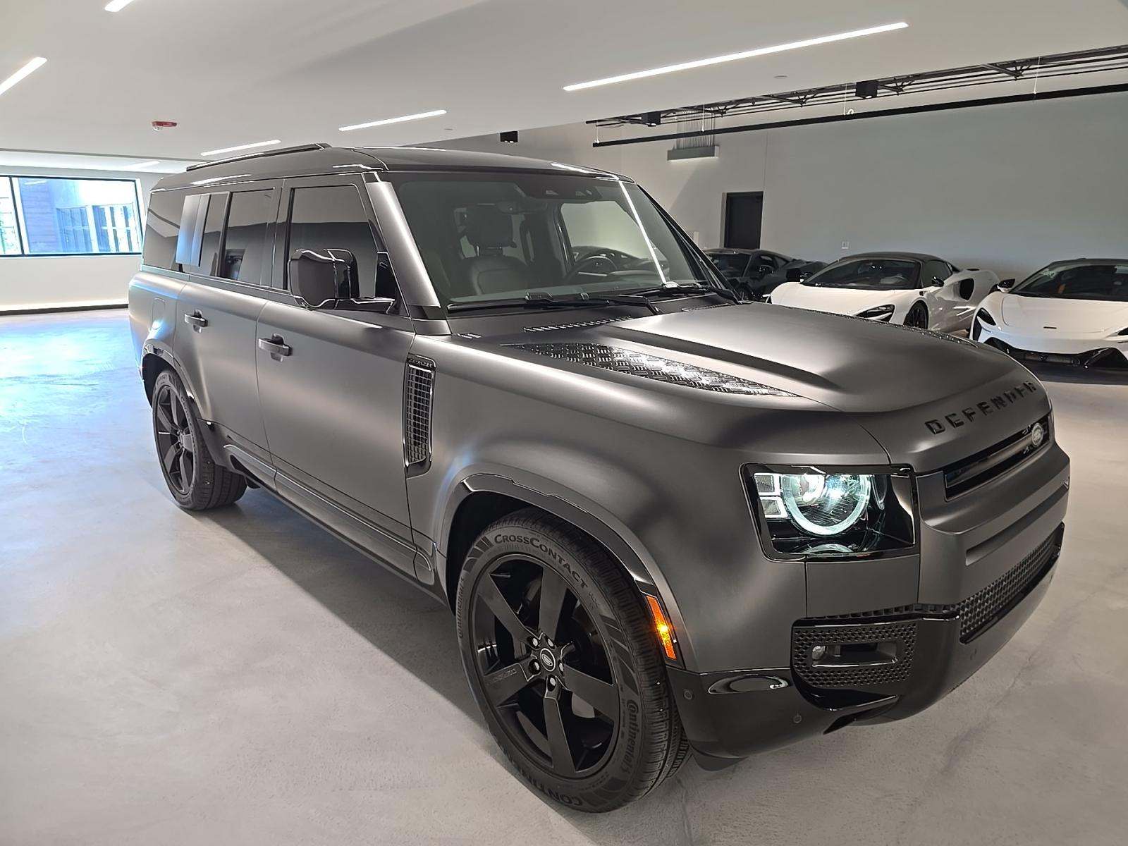2025 Land Rover Defender 130 X-Dynamic SE AWD