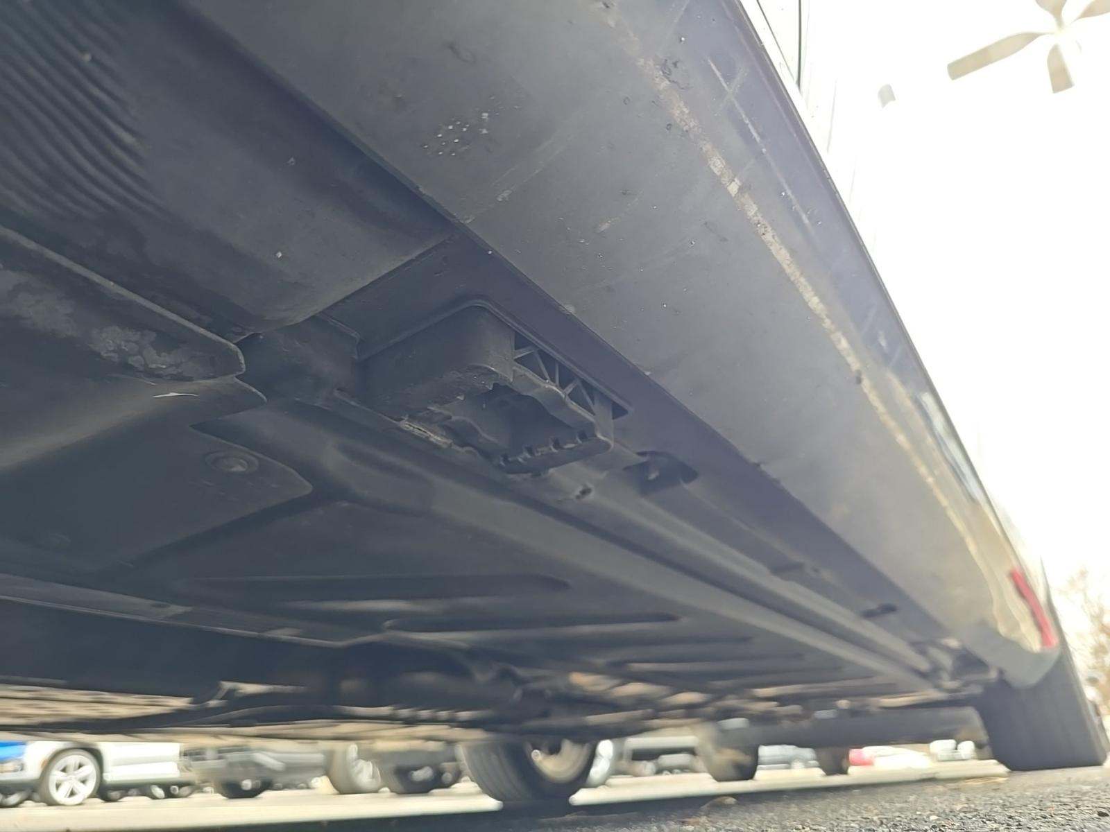 MERCEDES-BENZ E-CLASS - 7