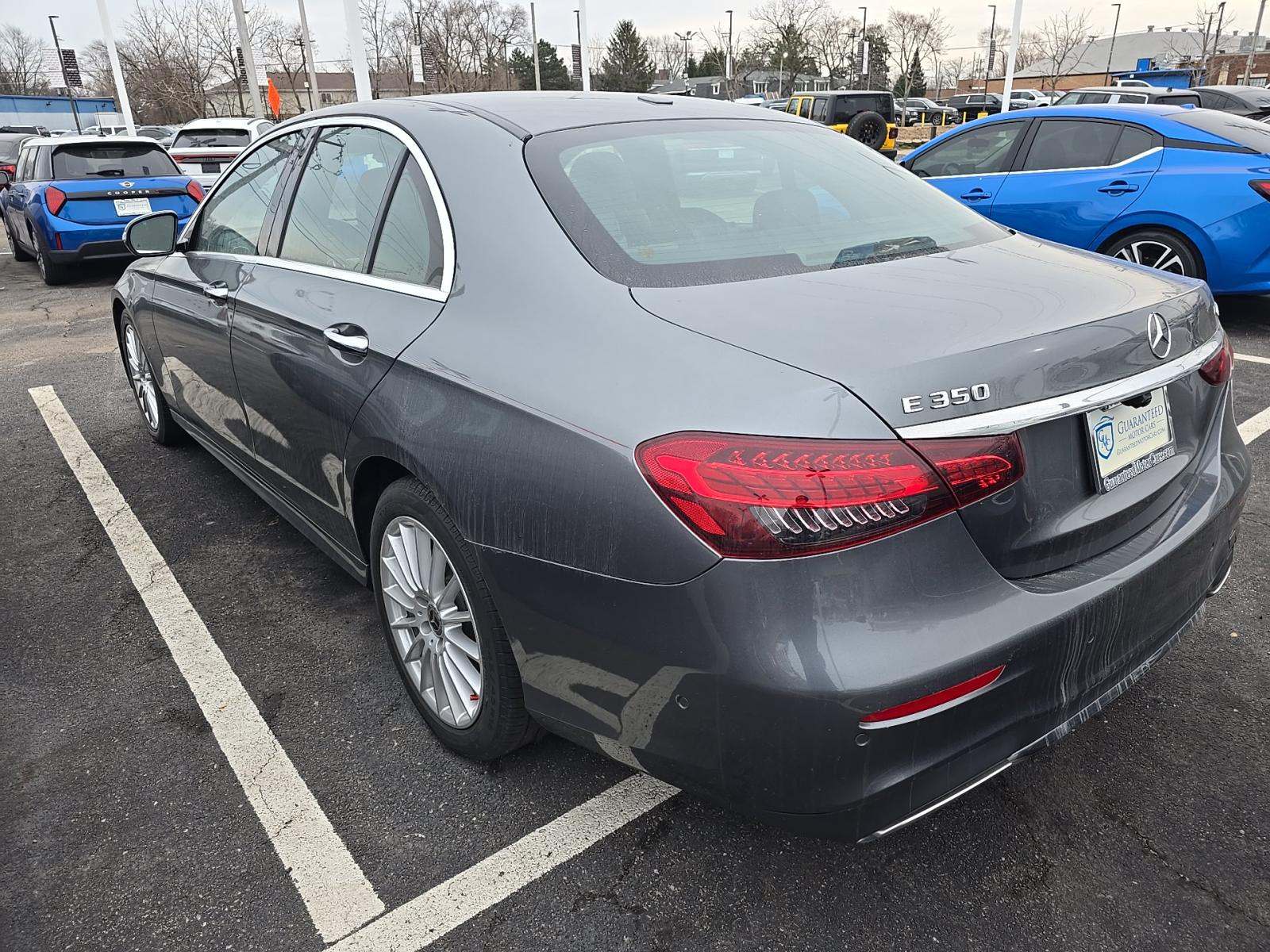 MERCEDES-BENZ E-CLASS - 2