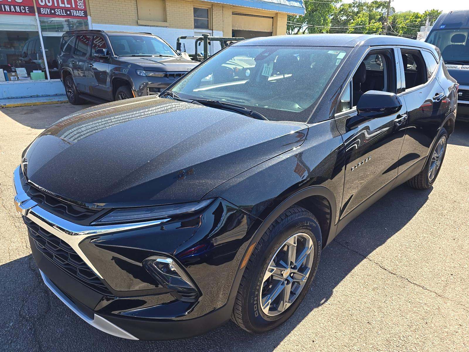 CHEVROLET BLAZER - 1