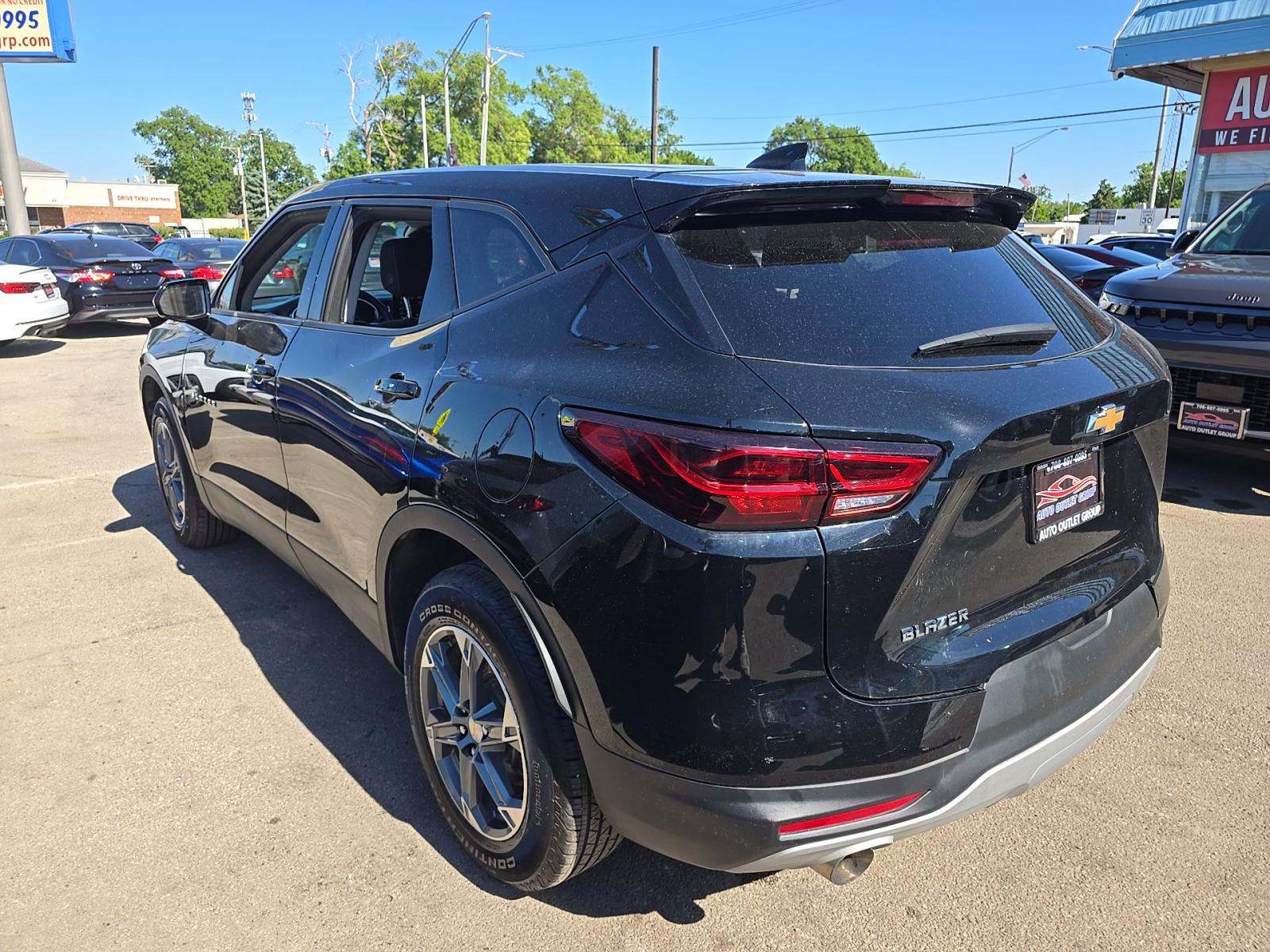 CHEVROLET BLAZER - 2