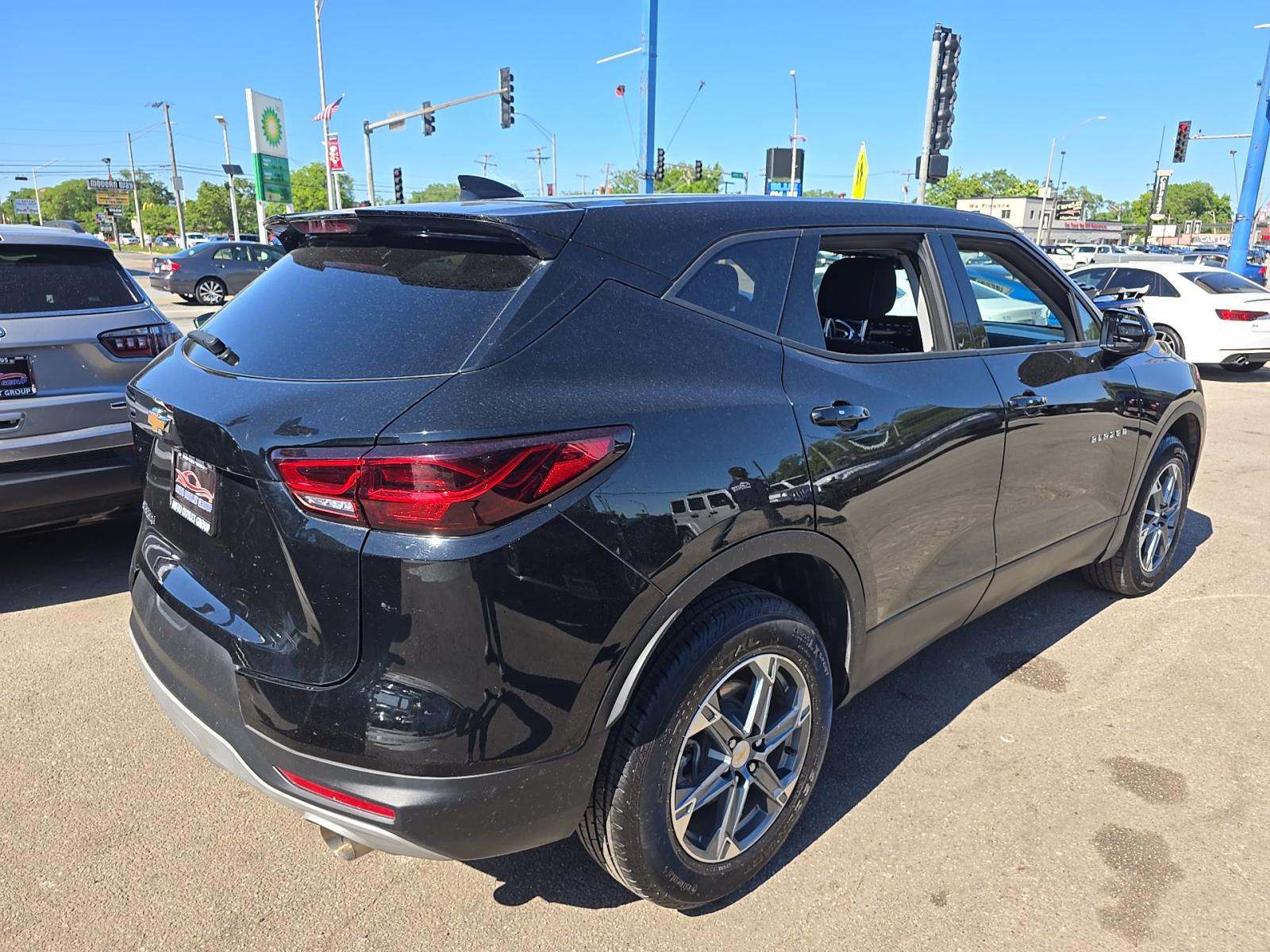 CHEVROLET BLAZER - 3