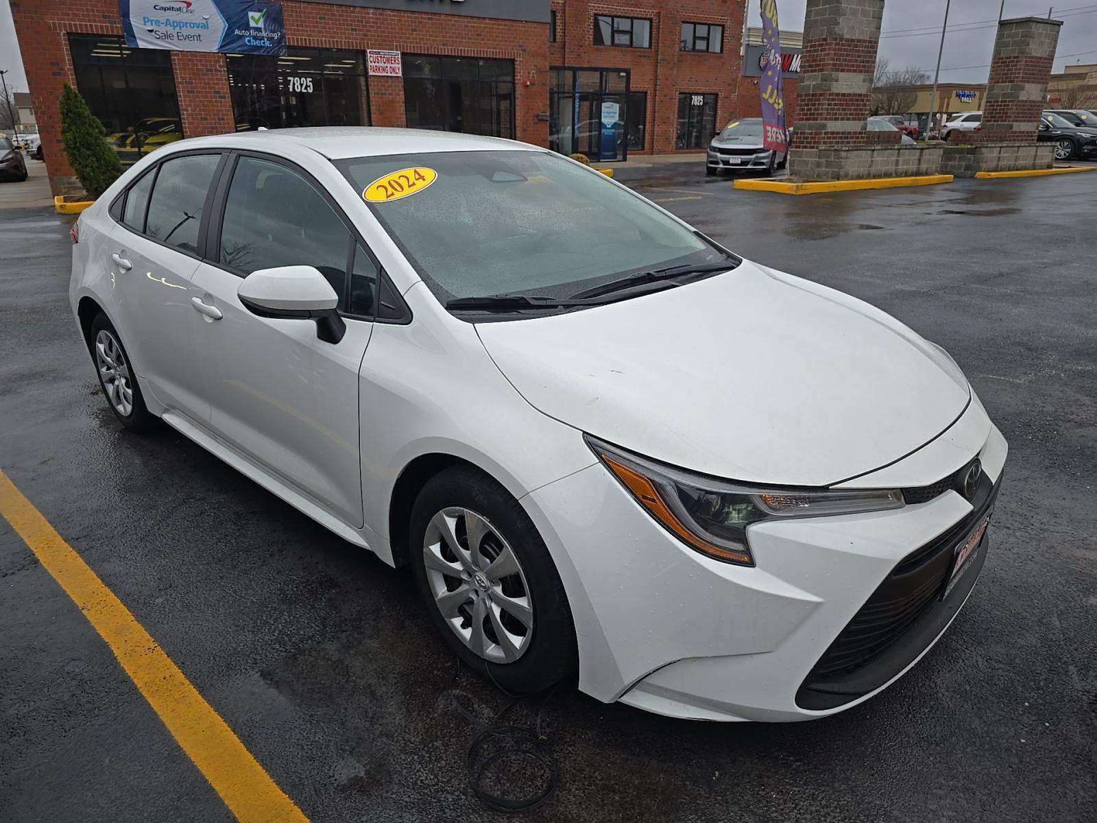 2024 Toyota Corolla LE FWD