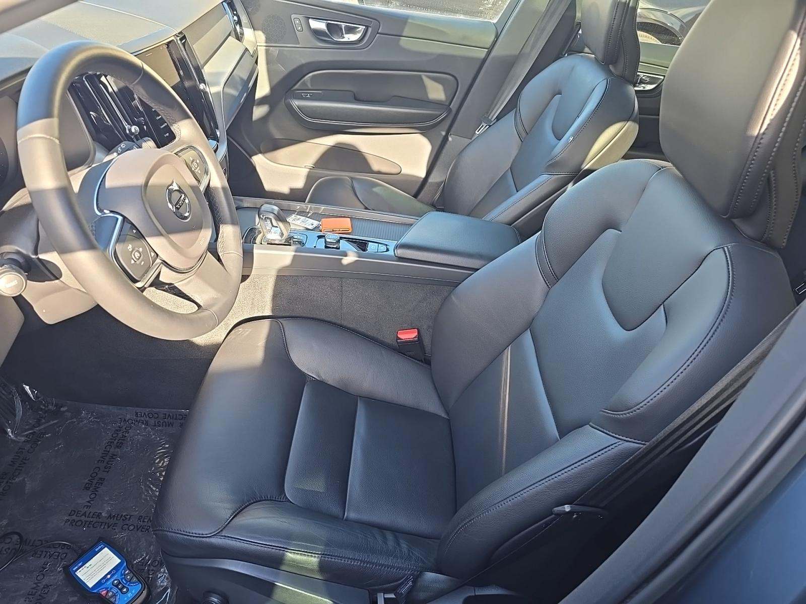 2023 Volvo XC60 B5 Core AWD