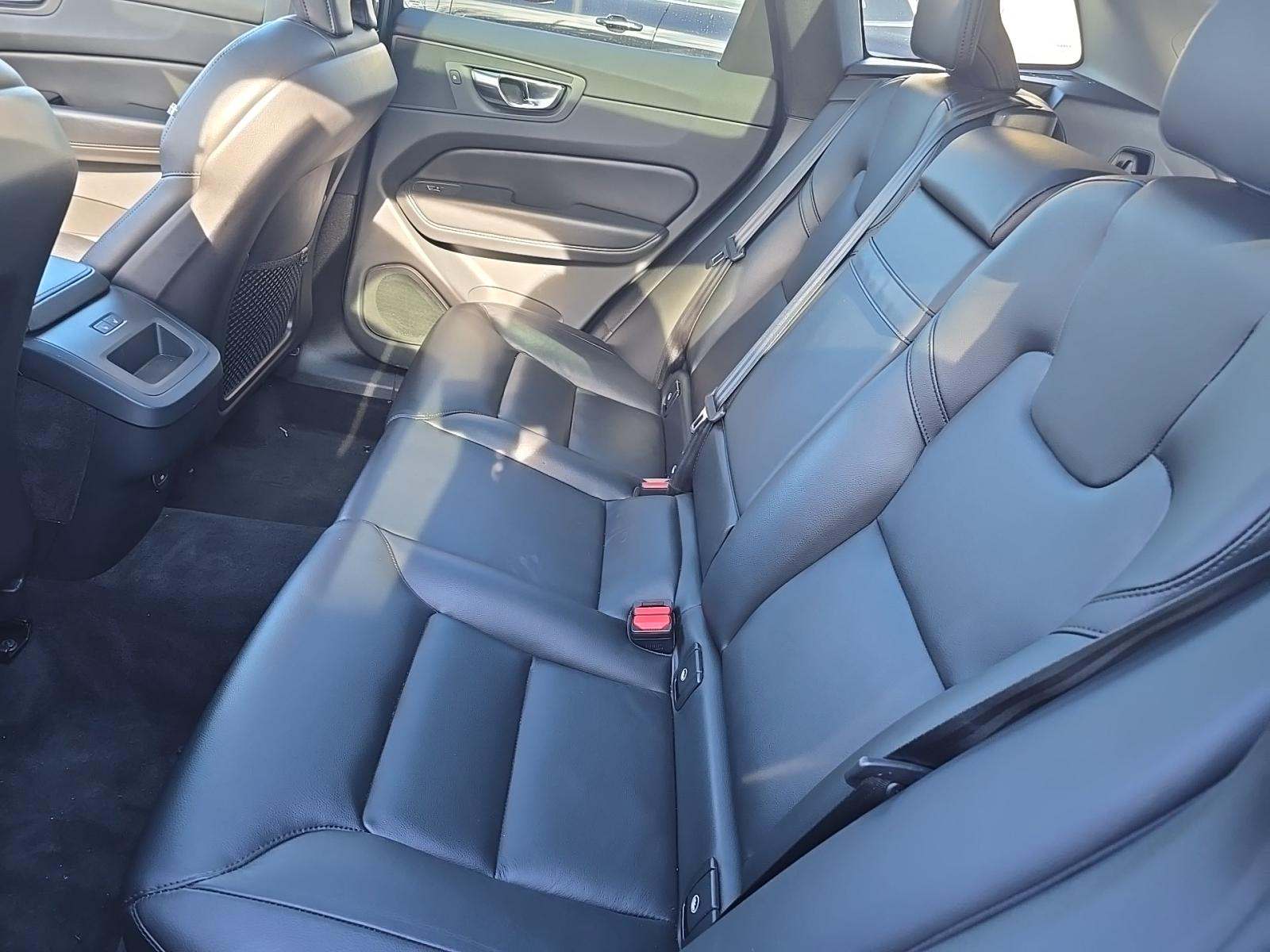 2023 Volvo XC60 B5 Core AWD