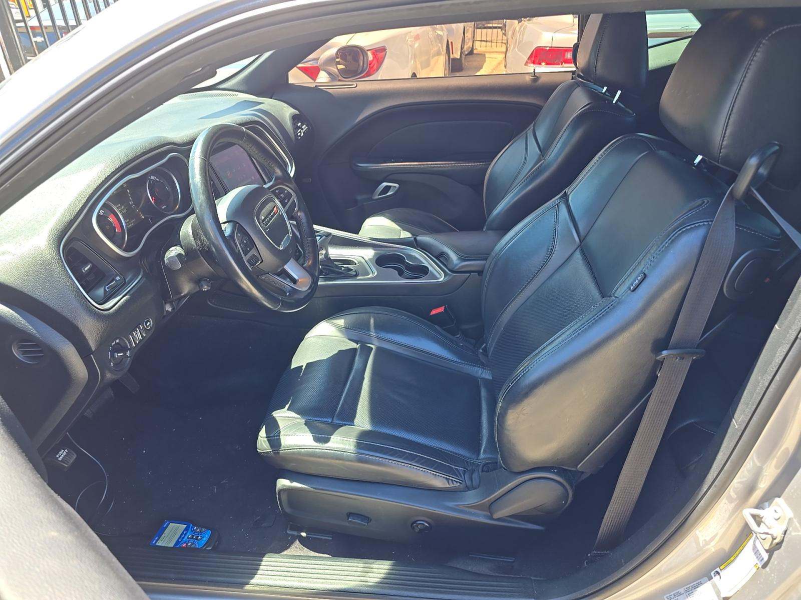 2017 Dodge Challenger SXT Plus RWD