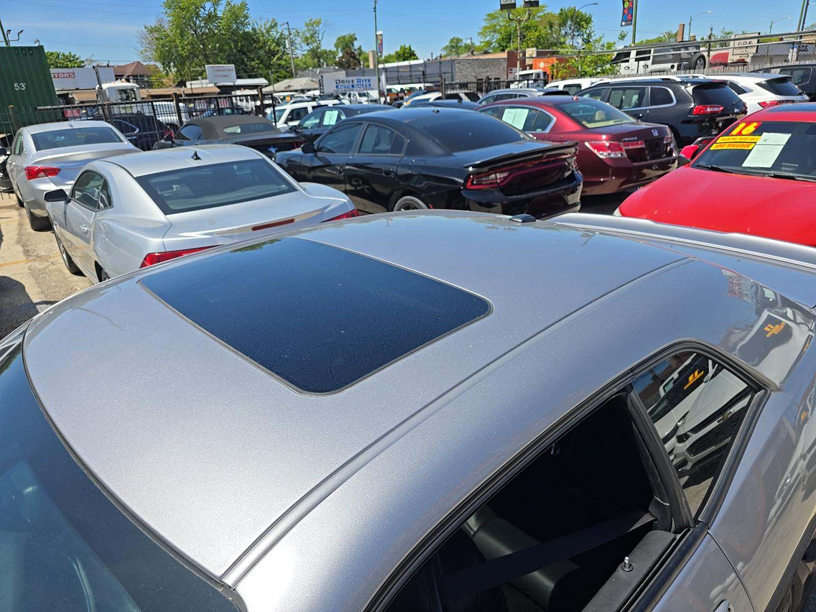 2017 Dodge Challenger SXT Plus RWD