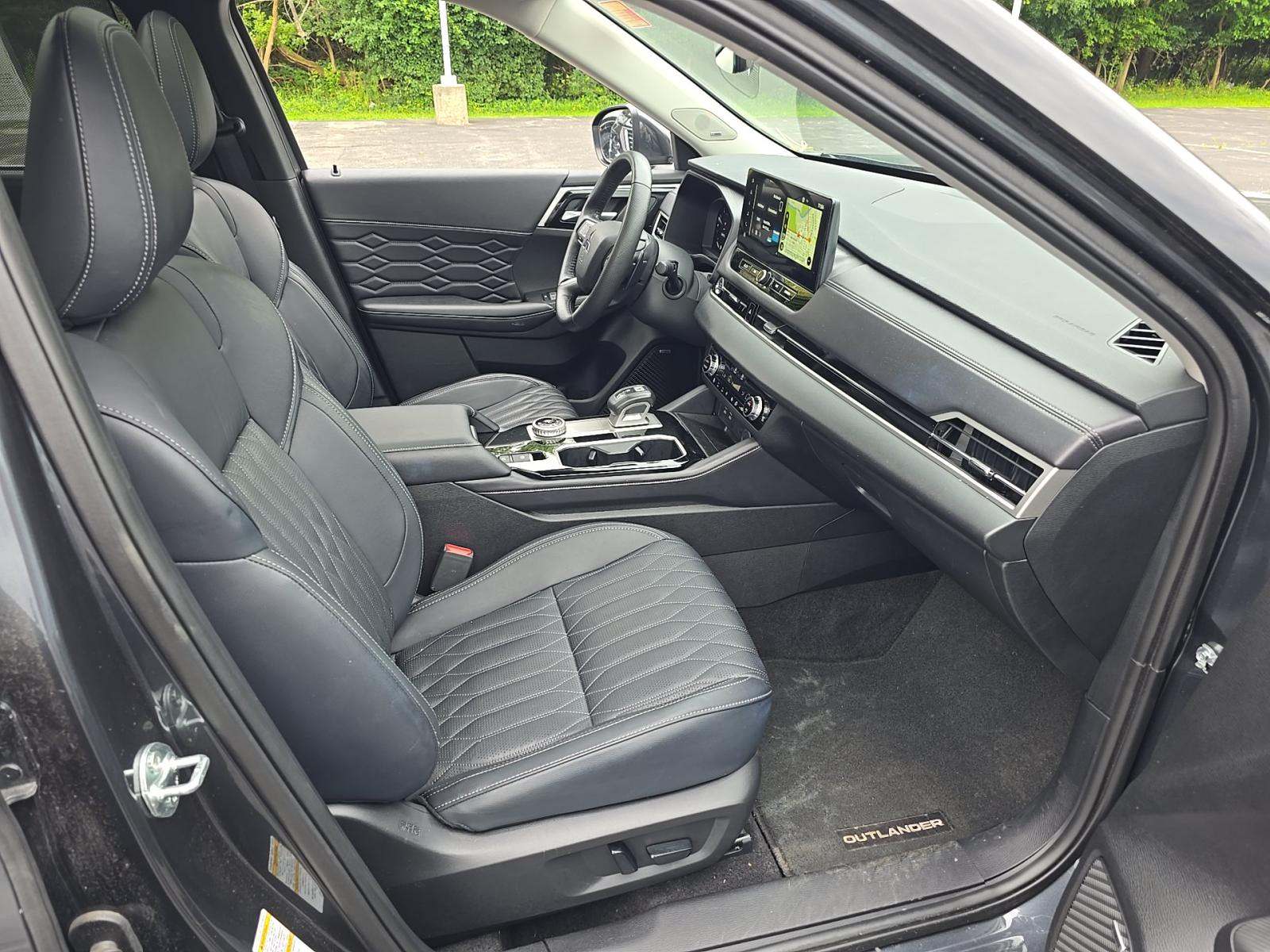 2025 Mitsubishi Outlander SEL AWD