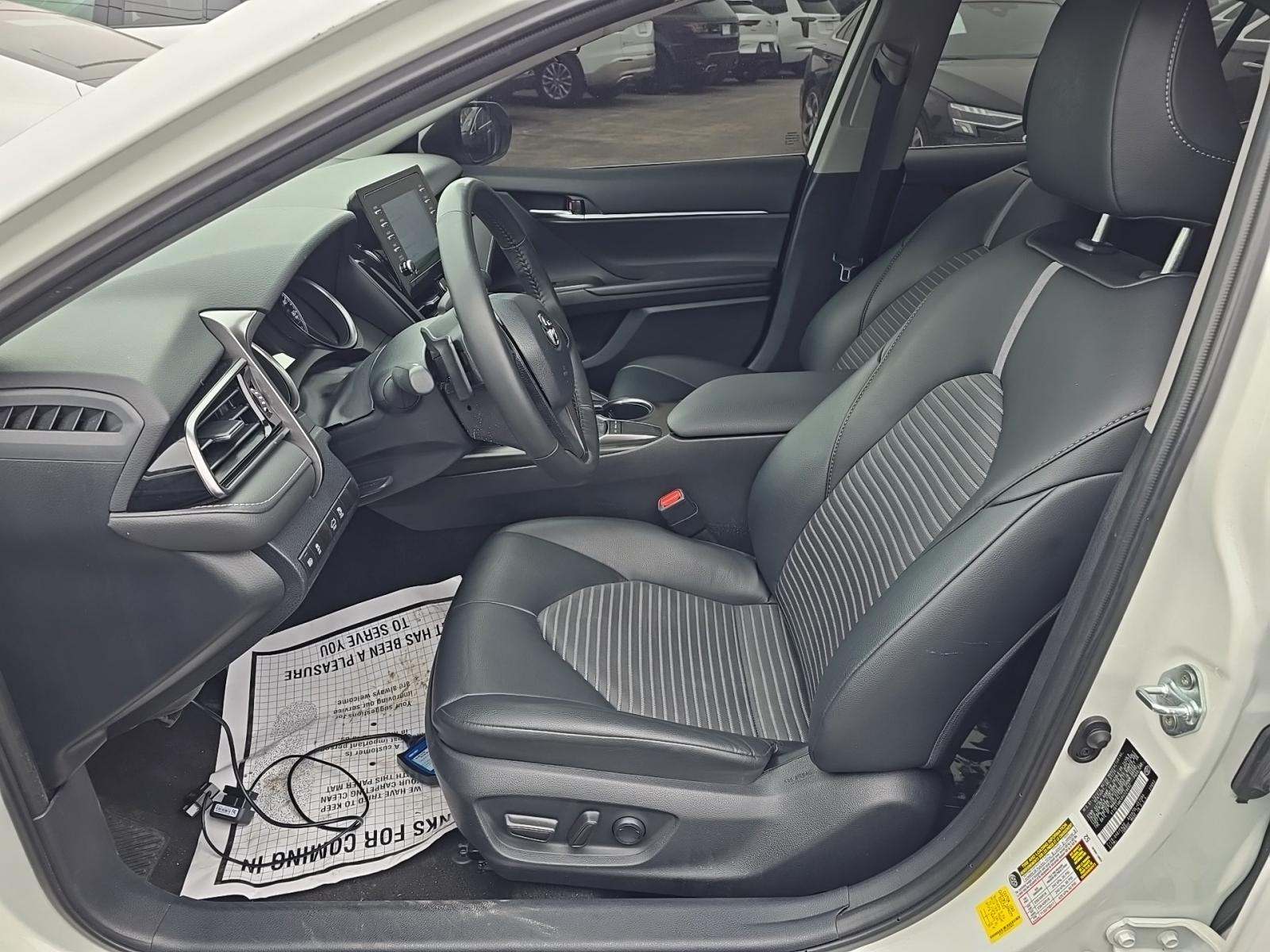 2024 Toyota Camry SE FWD