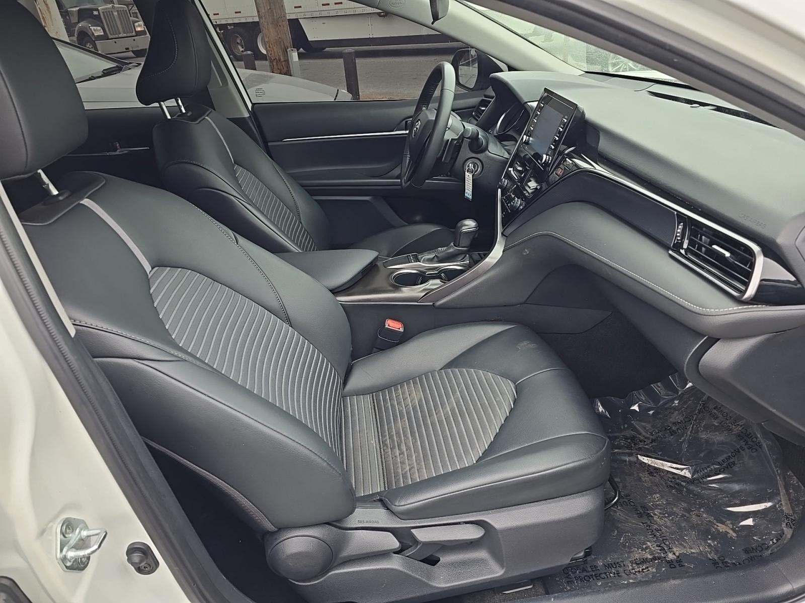 2024 Toyota Camry SE FWD