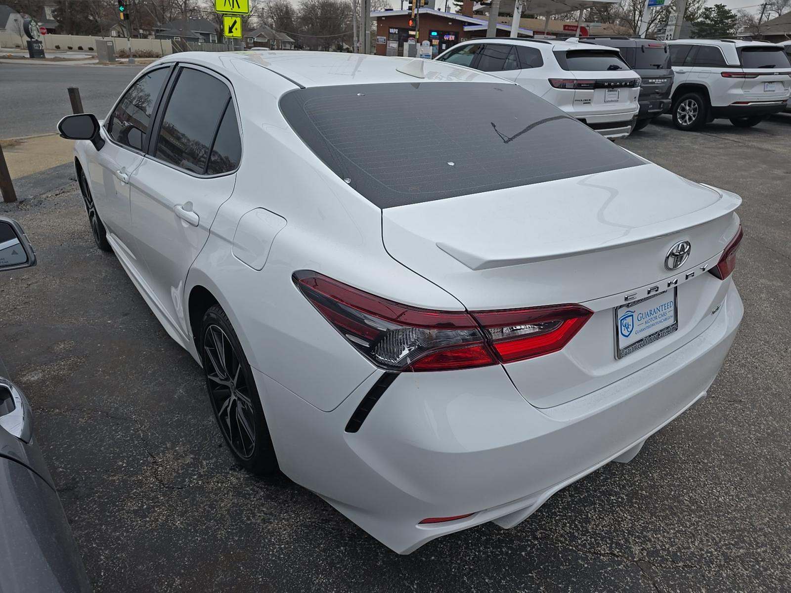 2024 Toyota Camry SE FWD