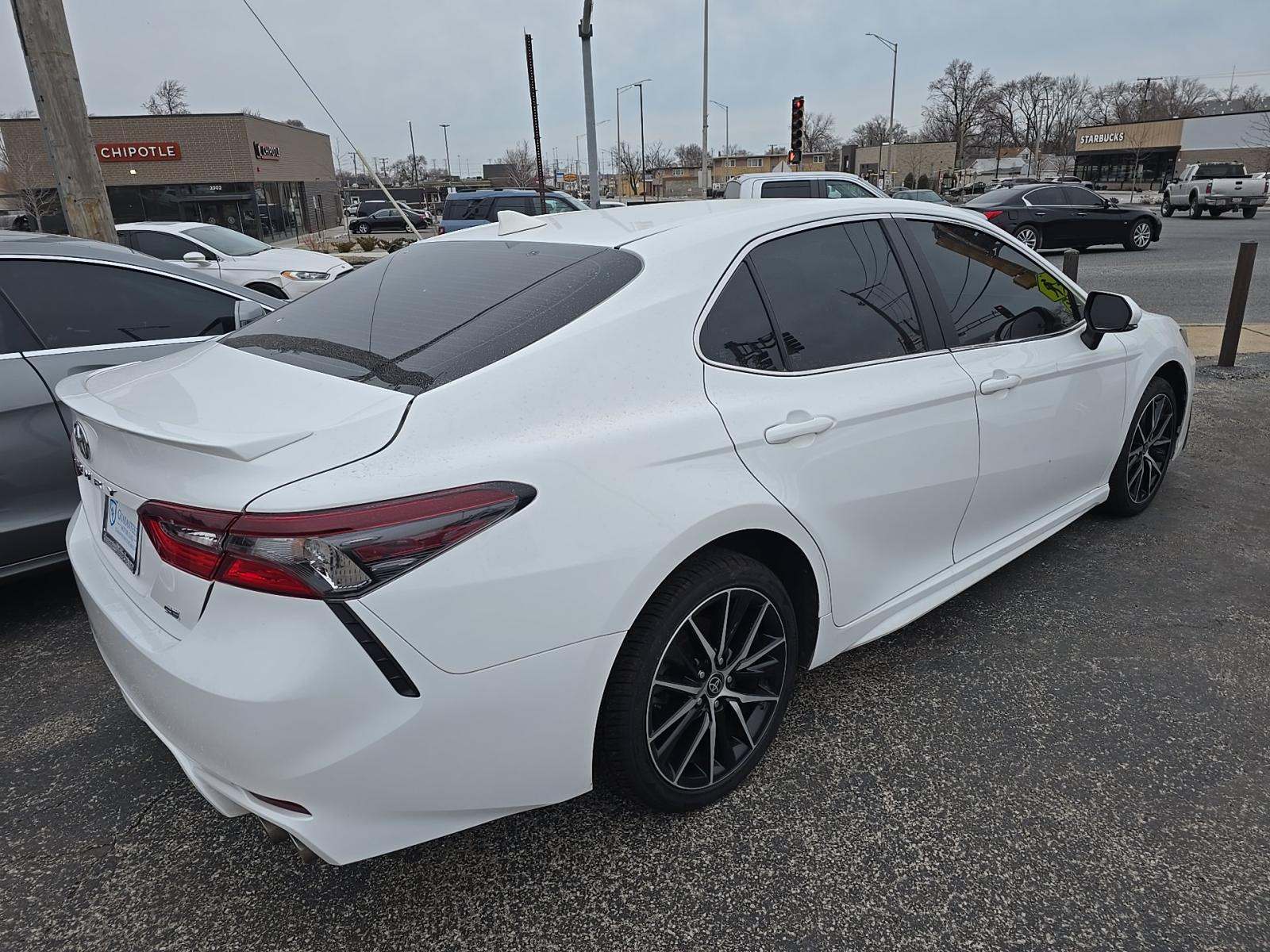 2024 Toyota Camry SE FWD
