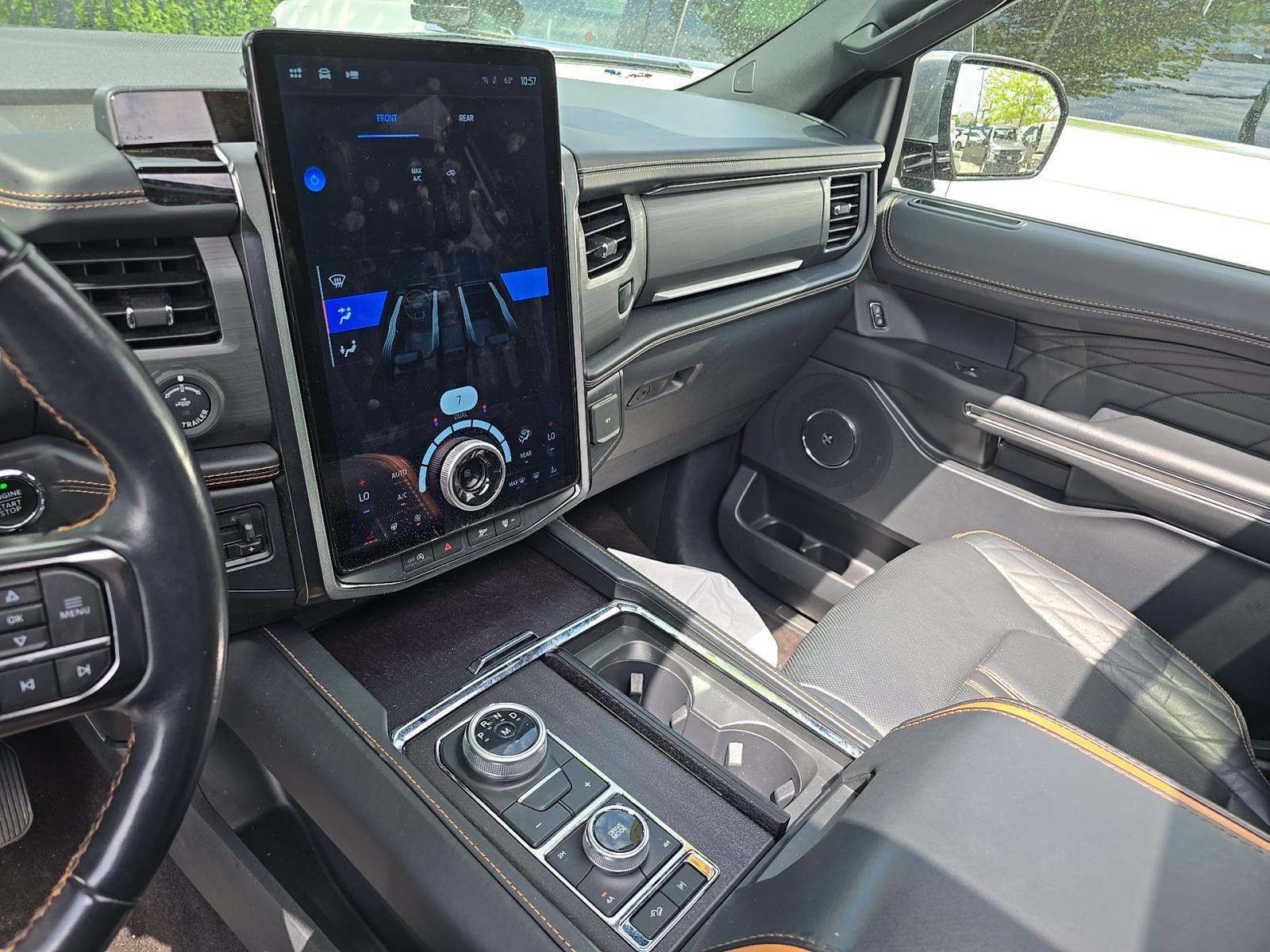 FORD EXPEDITION - 10