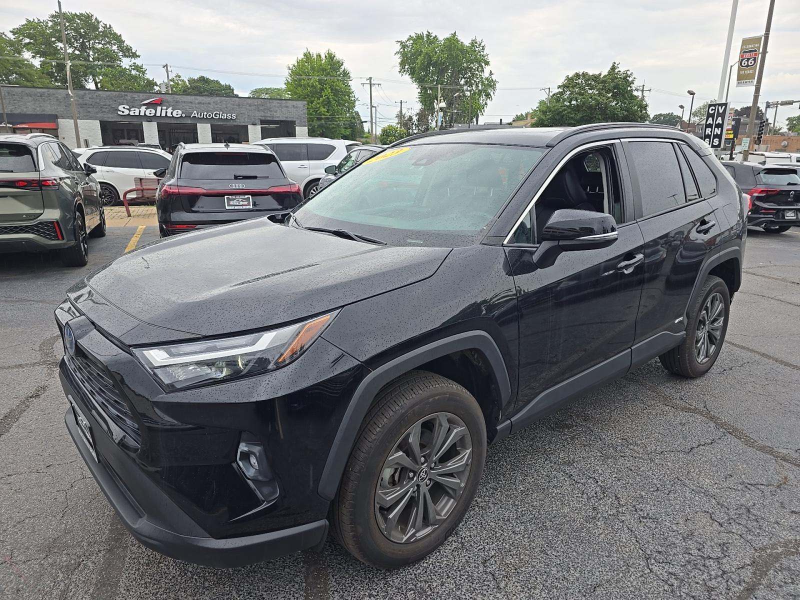 2023 Toyota RAV4 Hybrid XLE Premium AWD