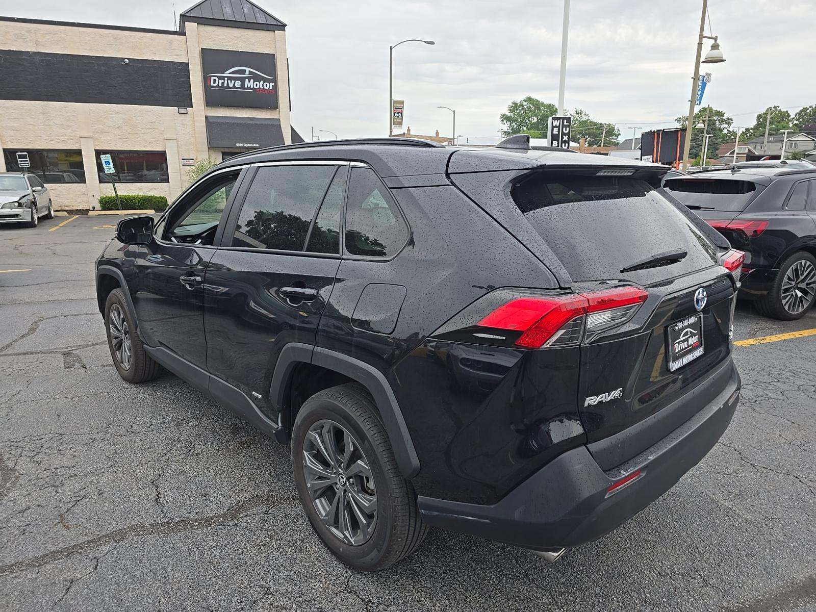 2023 Toyota RAV4 Hybrid XLE Premium AWD