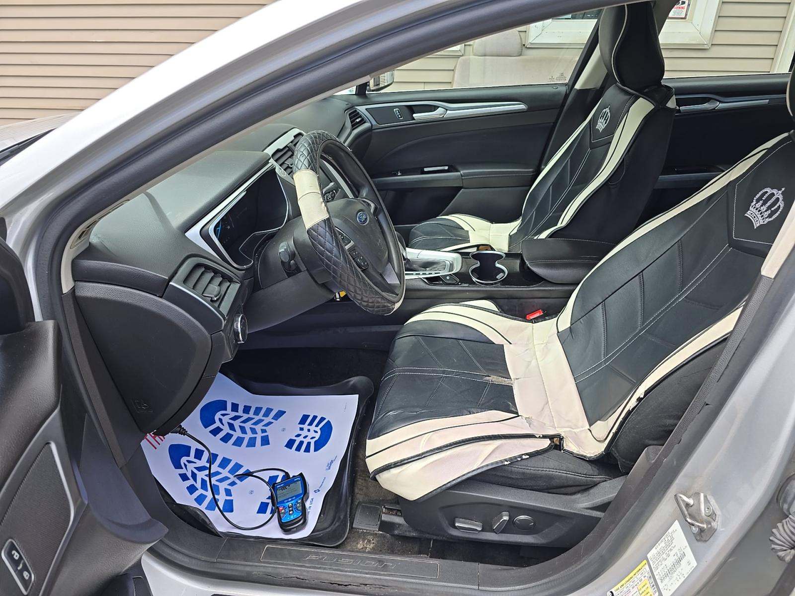 FORD FUSION - 6