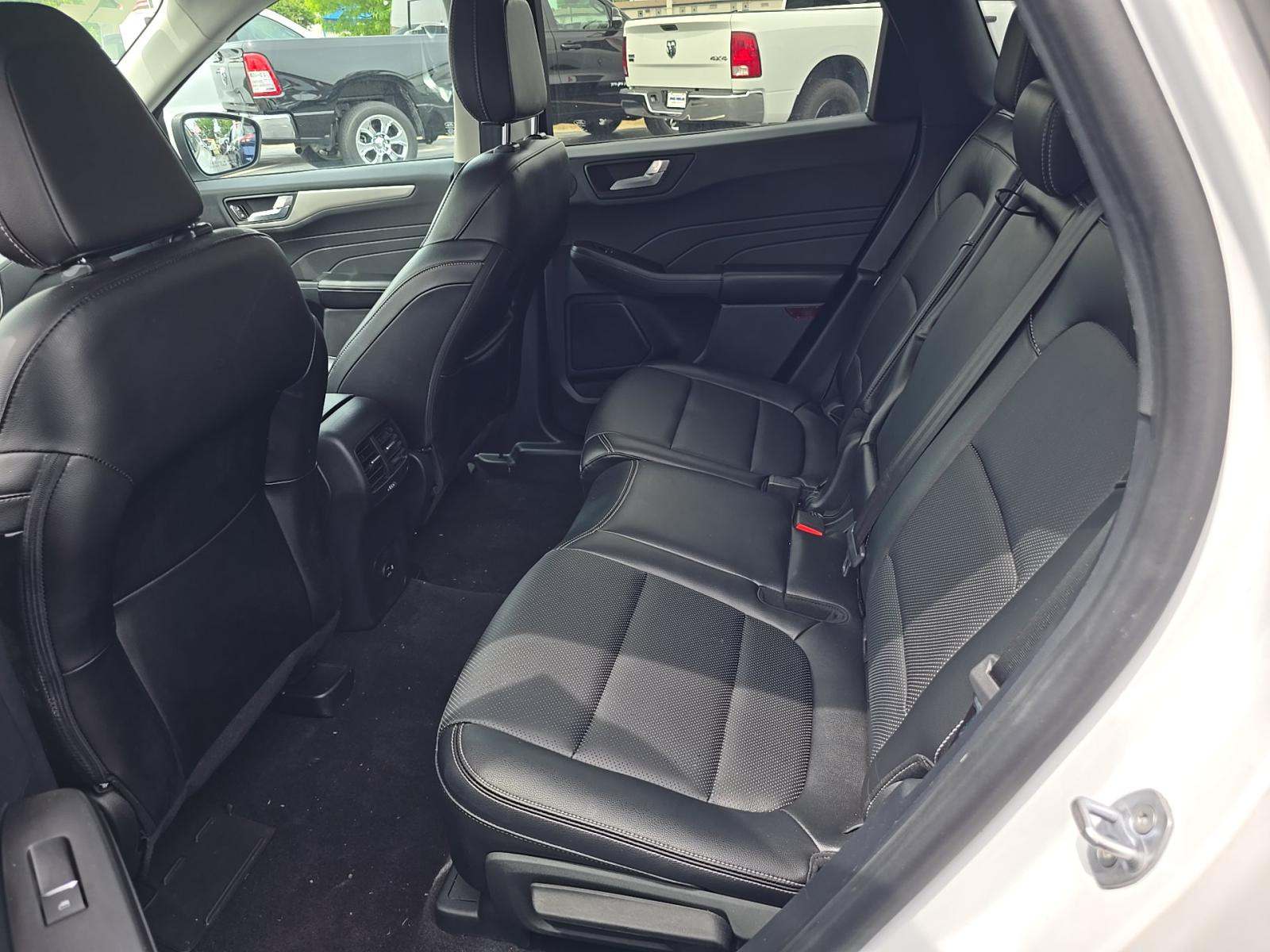 2022 Ford Escape Plug-In Hybrid SEL FWD