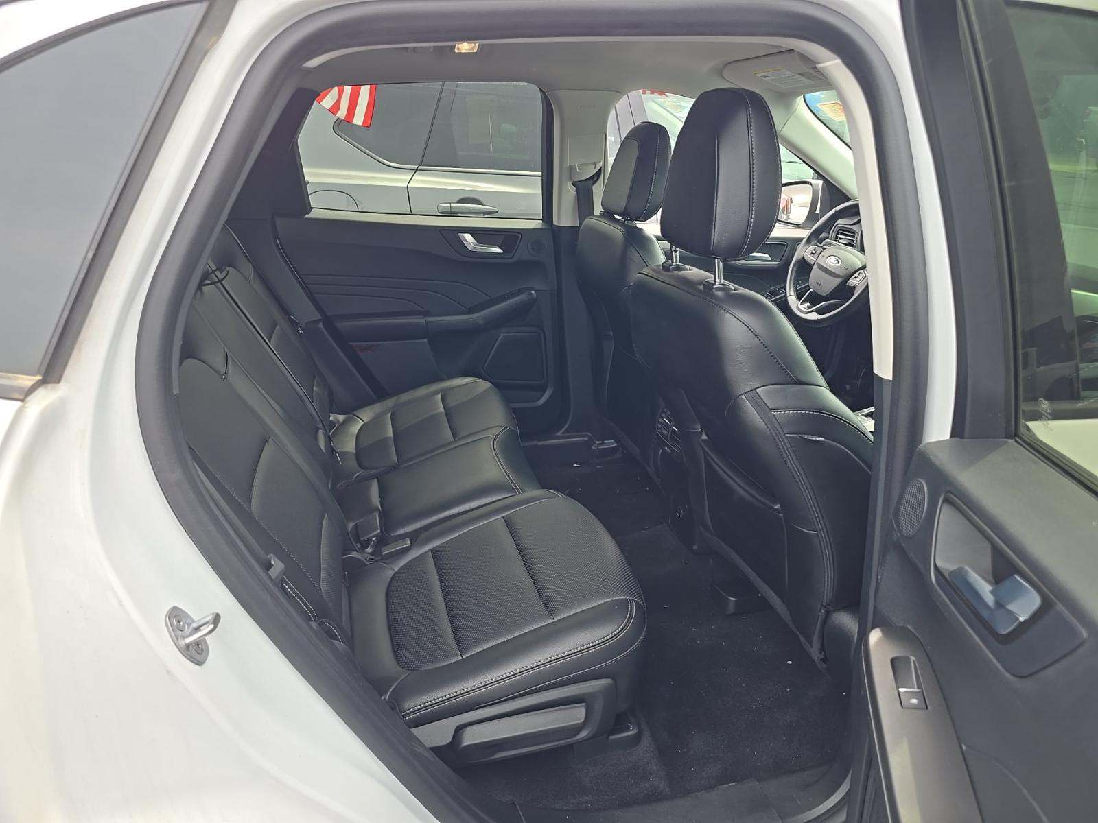 2022 Ford Escape Plug-In Hybrid SEL FWD
