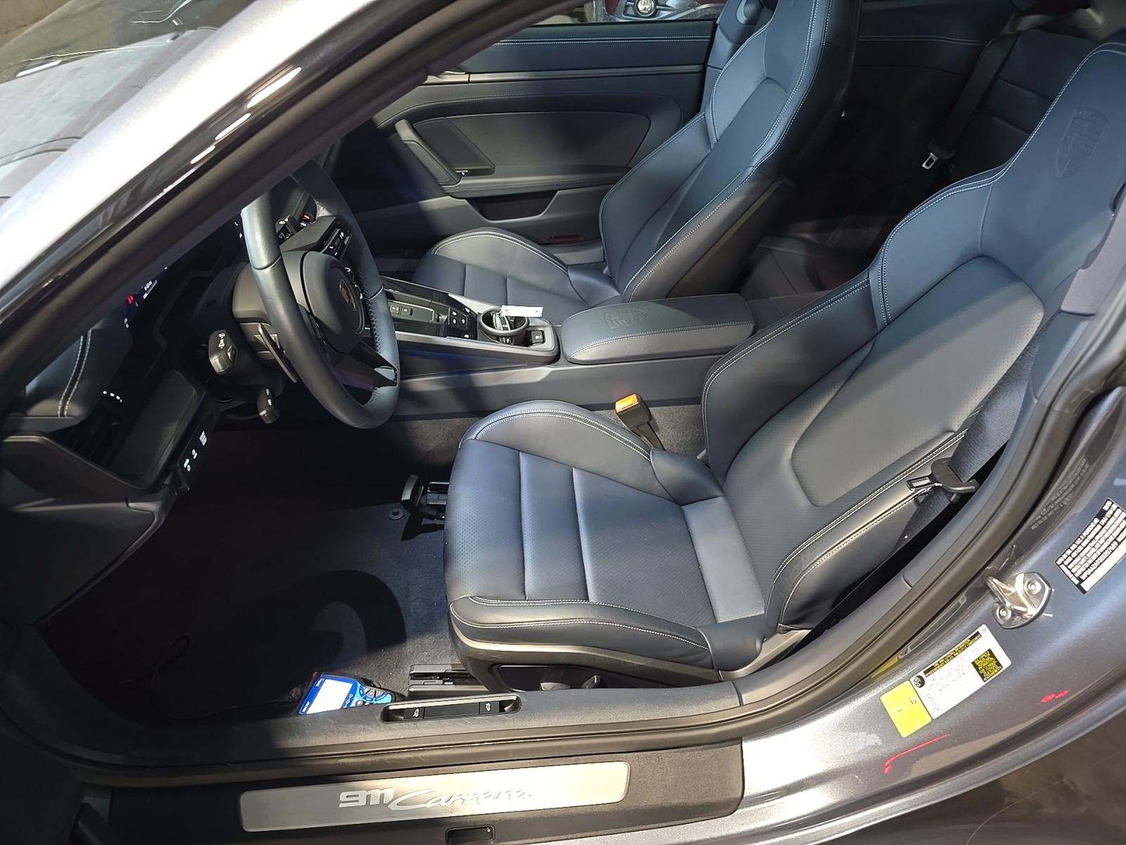 2025 Porsche 911 Carrera RWD