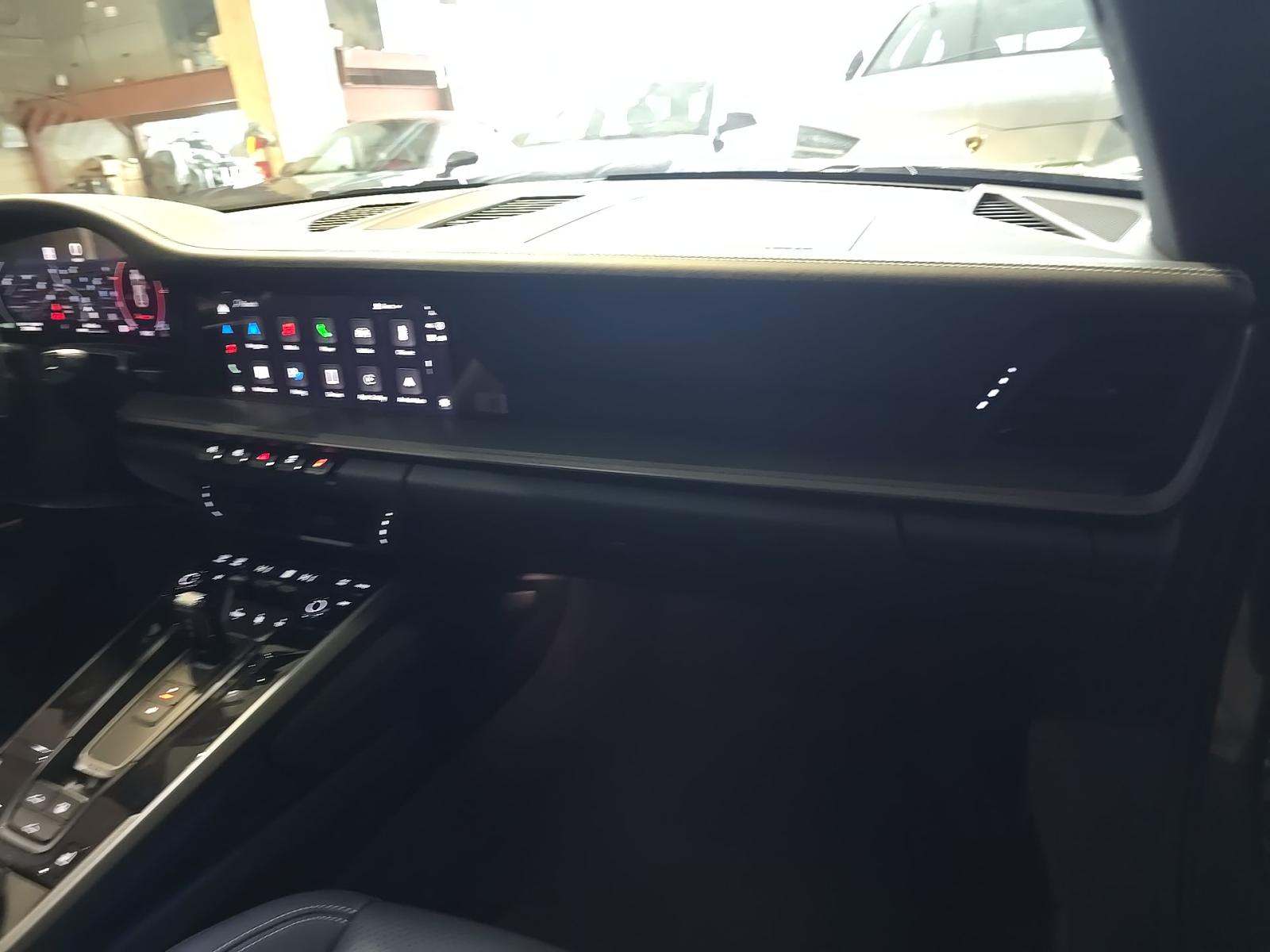 2025 Porsche 911 Carrera RWD