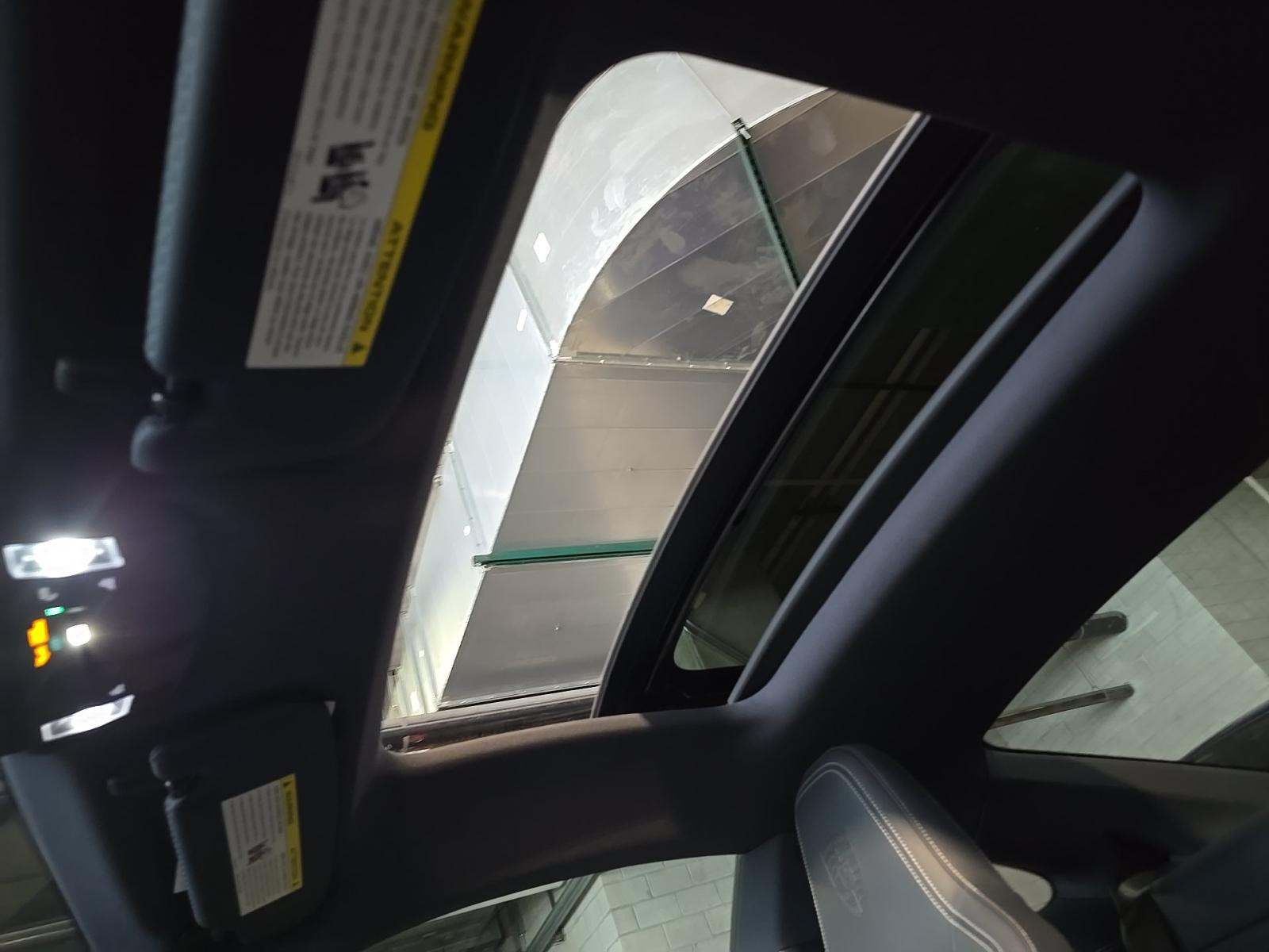 2025 Porsche 911 Carrera RWD