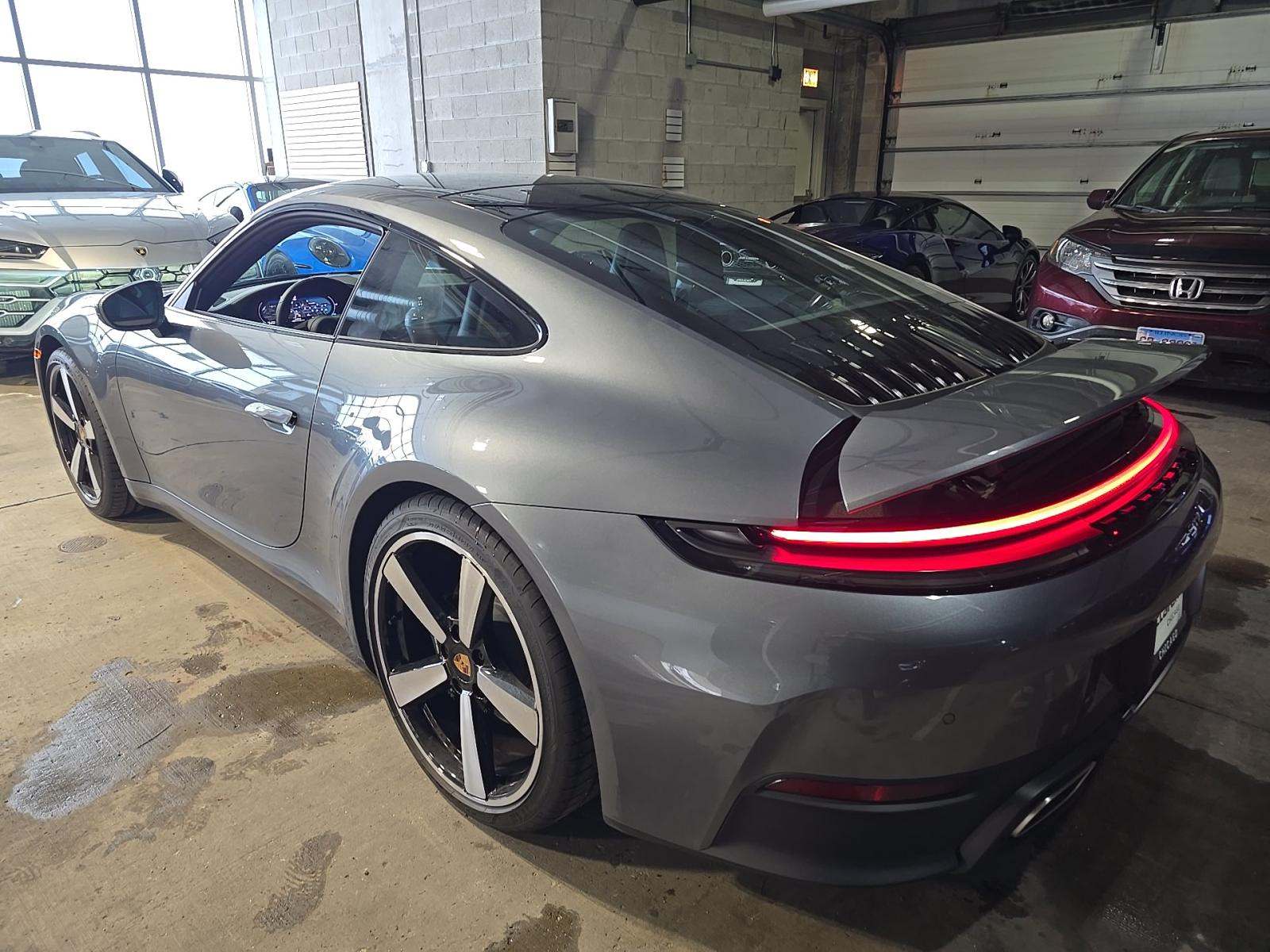 2025 Porsche 911 Carrera RWD