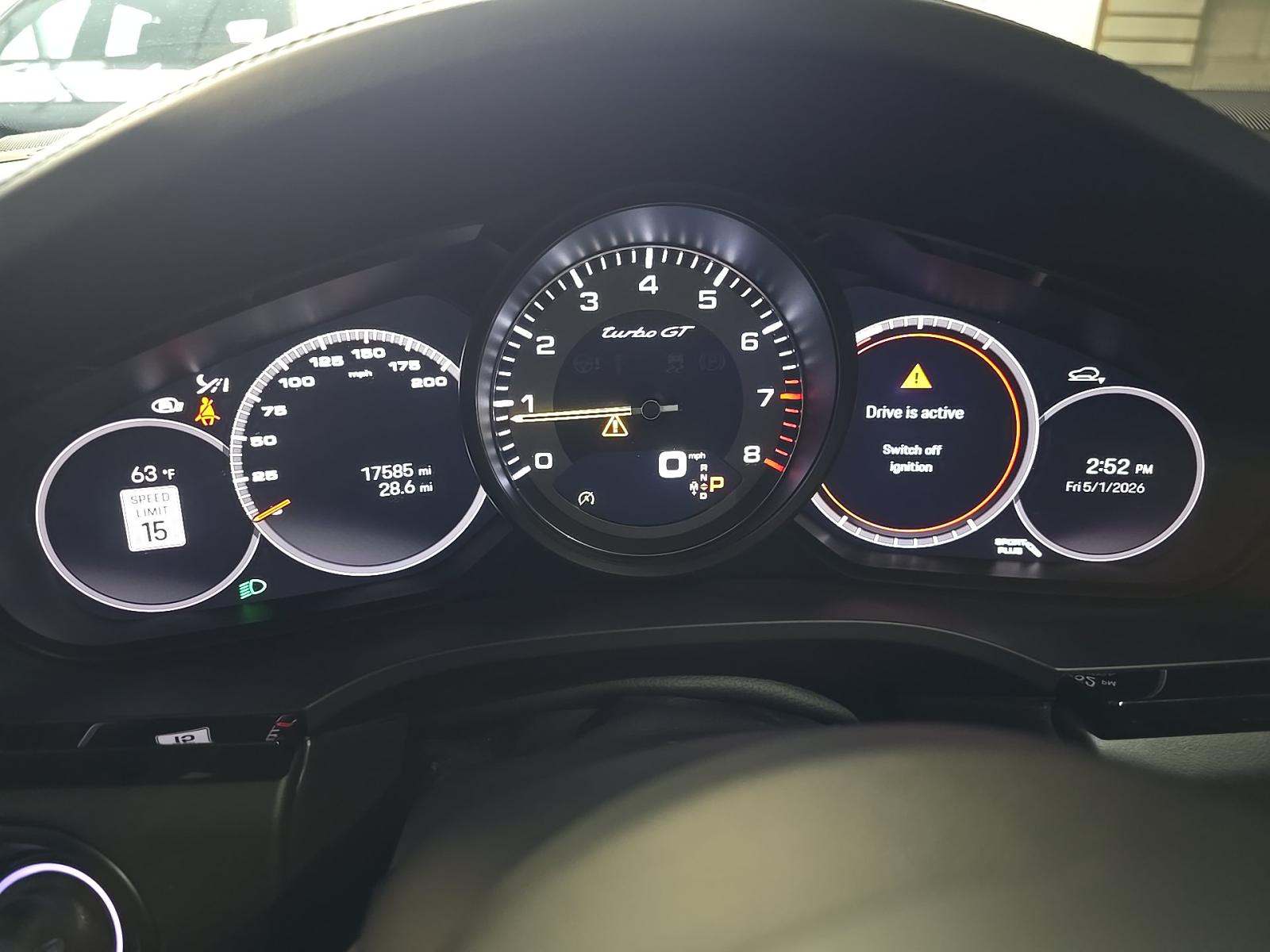 PORSCHE CAYENNE - 9