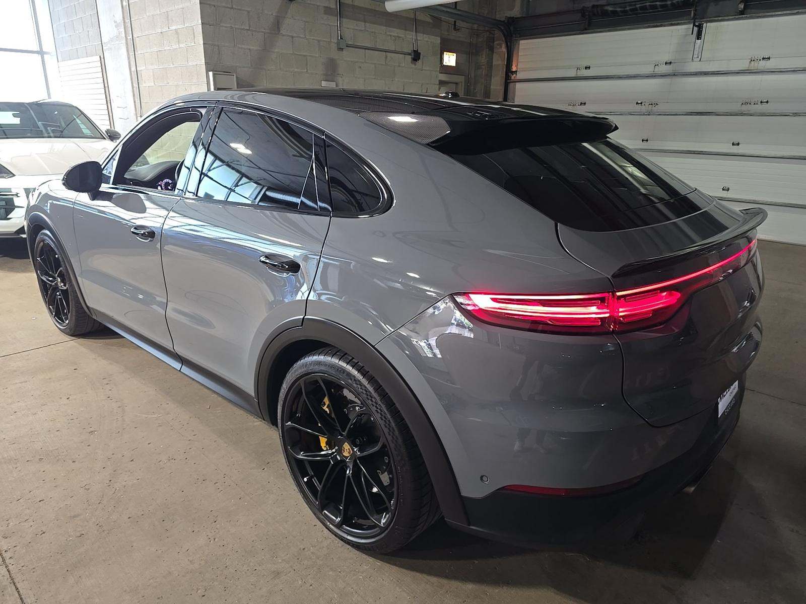 PORSCHE CAYENNE - 2