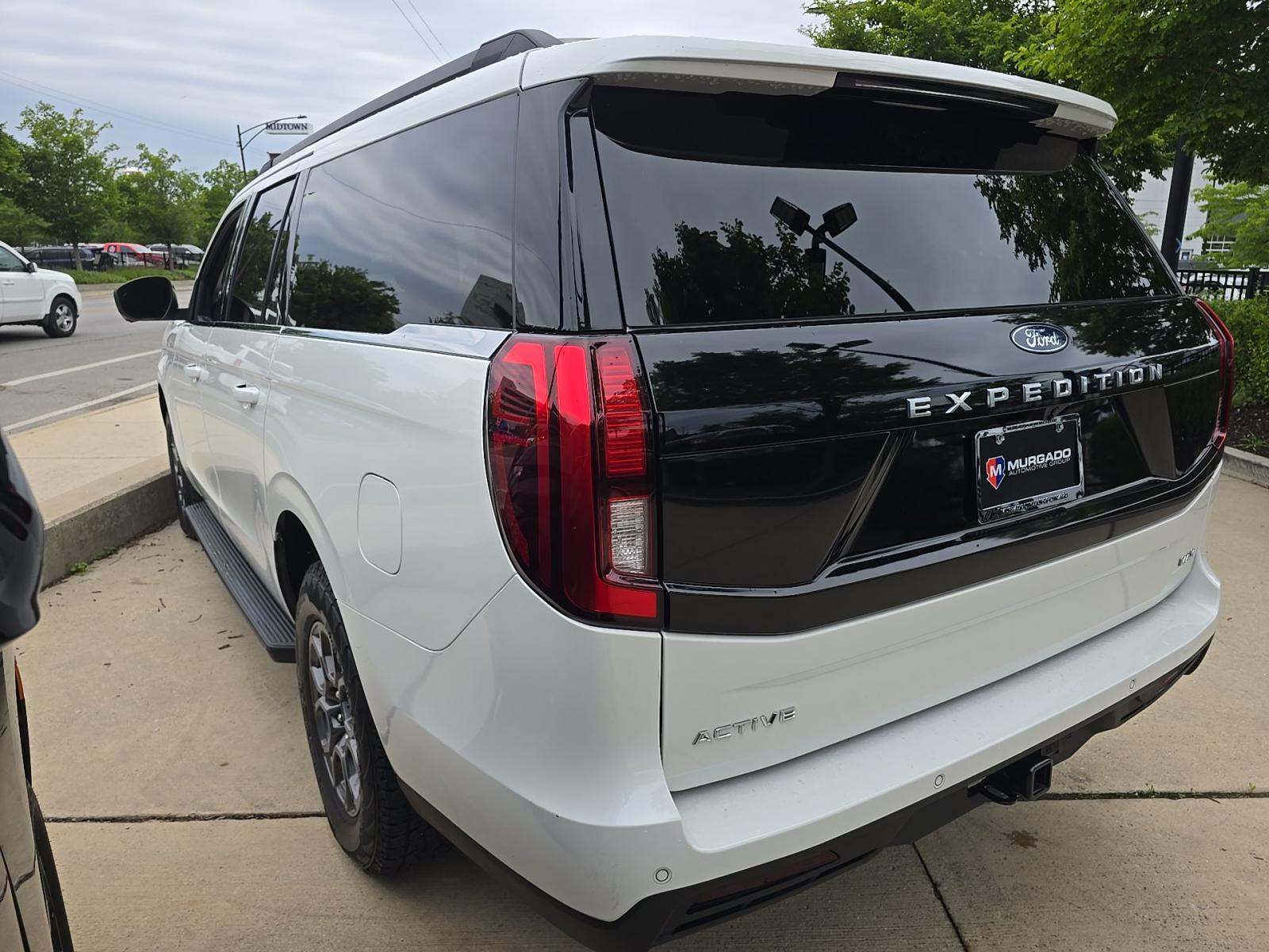 FORD EXPEDITION MAX - 2
