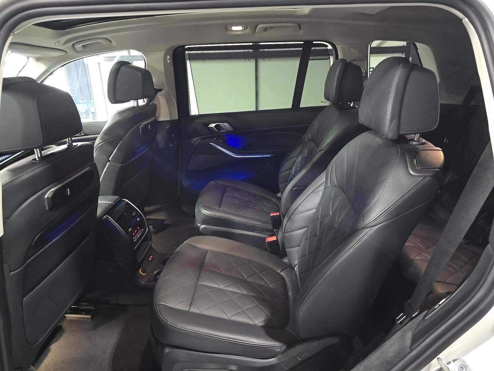 2023 BMW X7 xDrive40i AWD