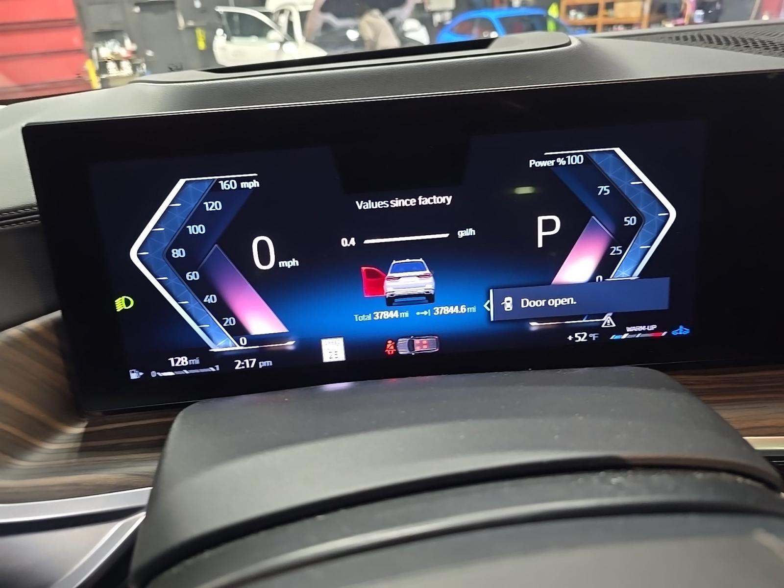 2023 BMW X7 xDrive40i AWD